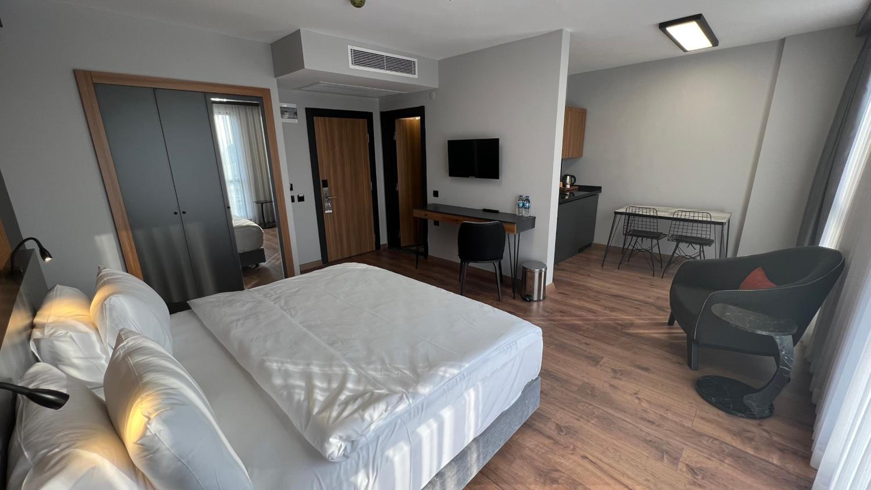 Superior Double Room photo 3