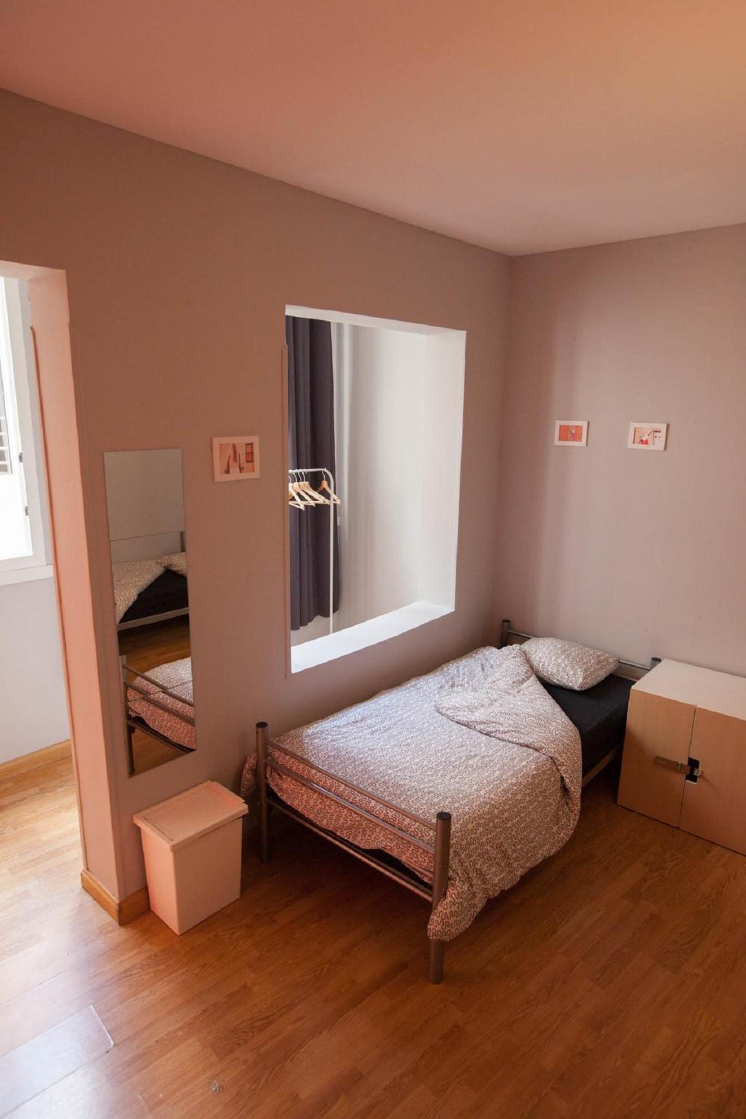4-Bed Female Dormitory Room photo 3