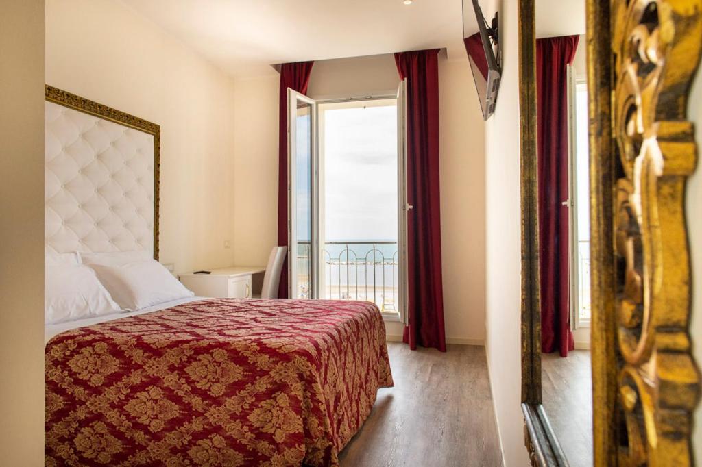 Superior Double Room with Sea View