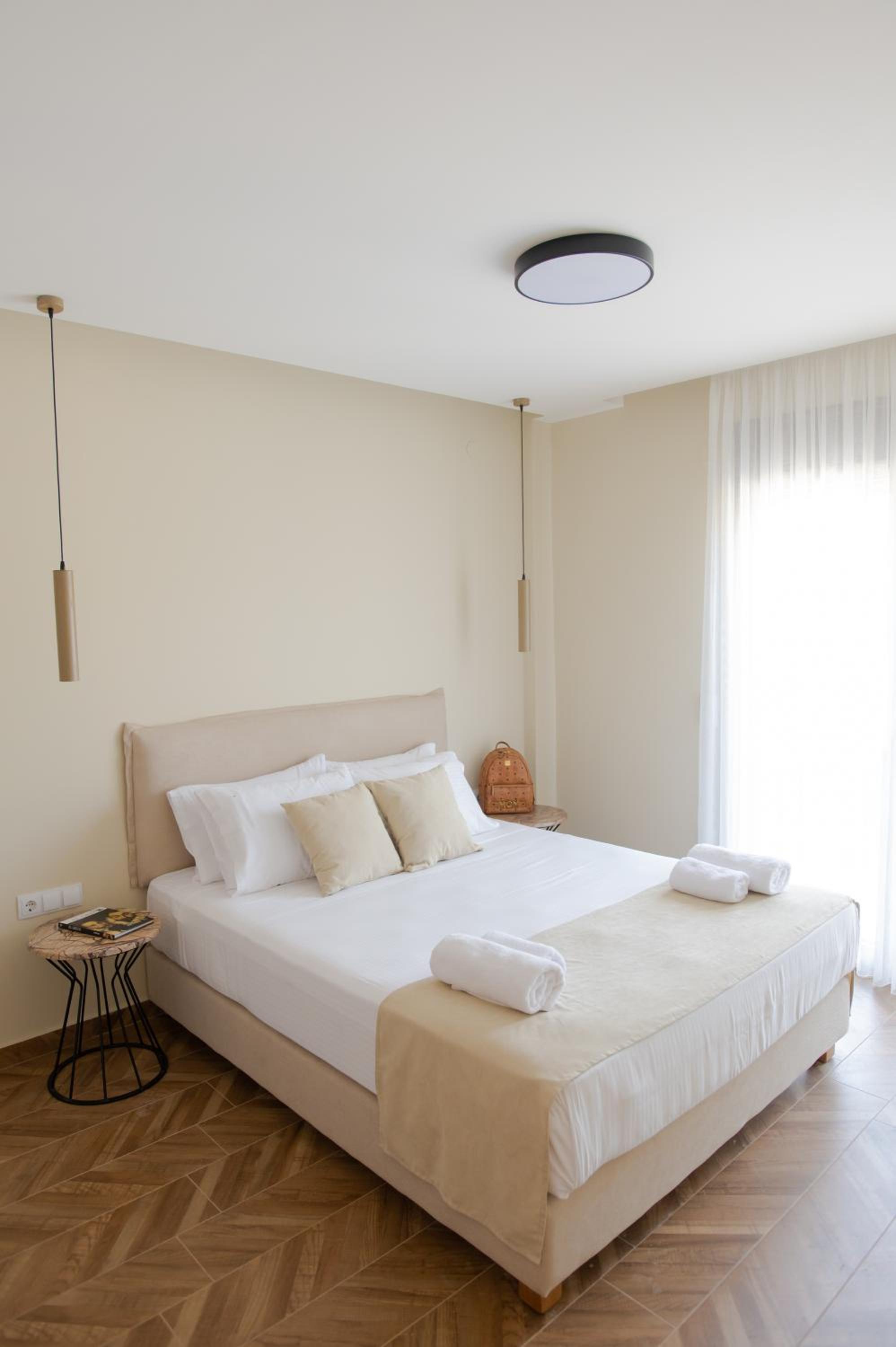 Superior Two-Bedroom Apartment with Pool View photo 1