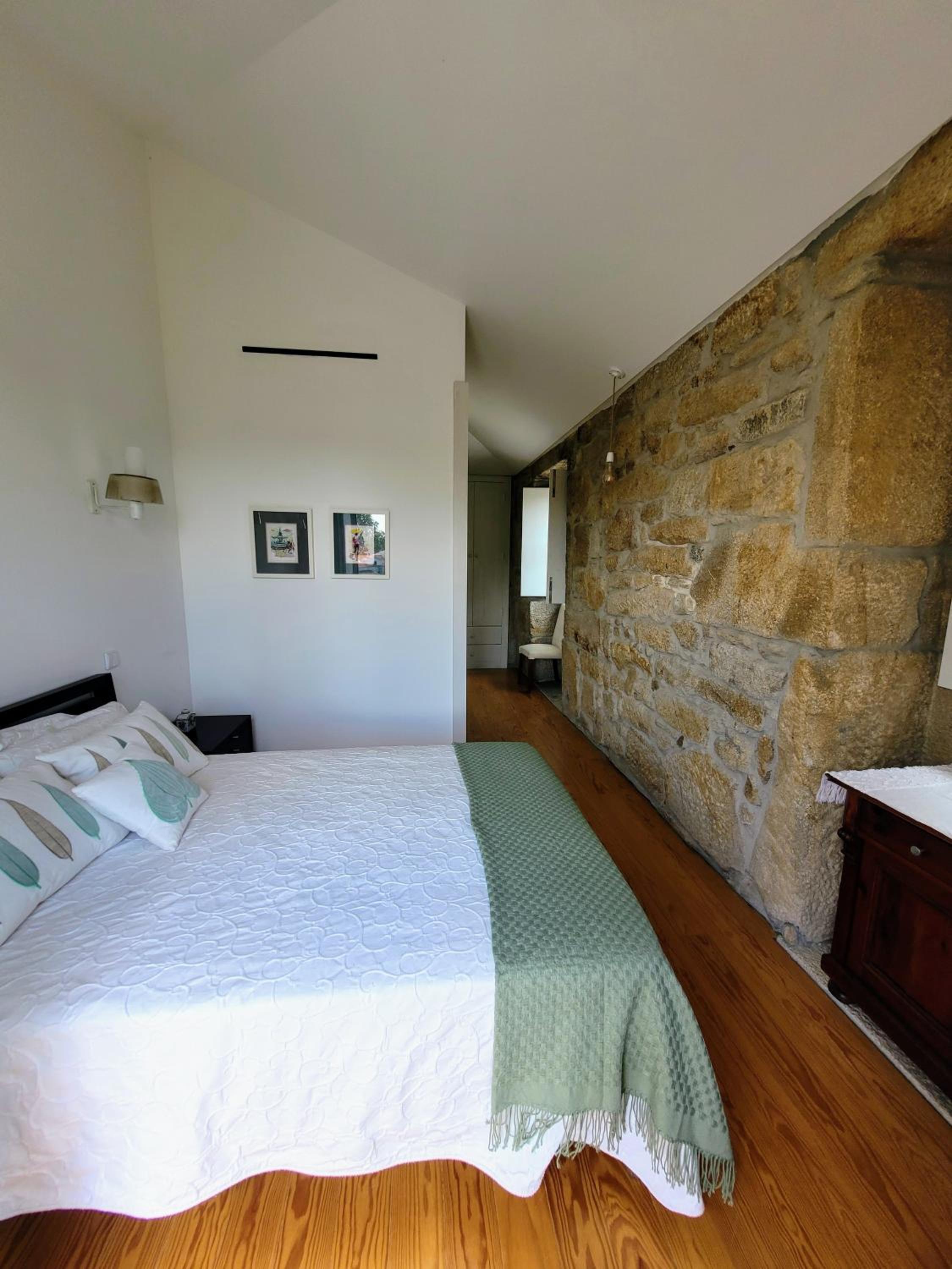 Four-Bedroom House photo 1