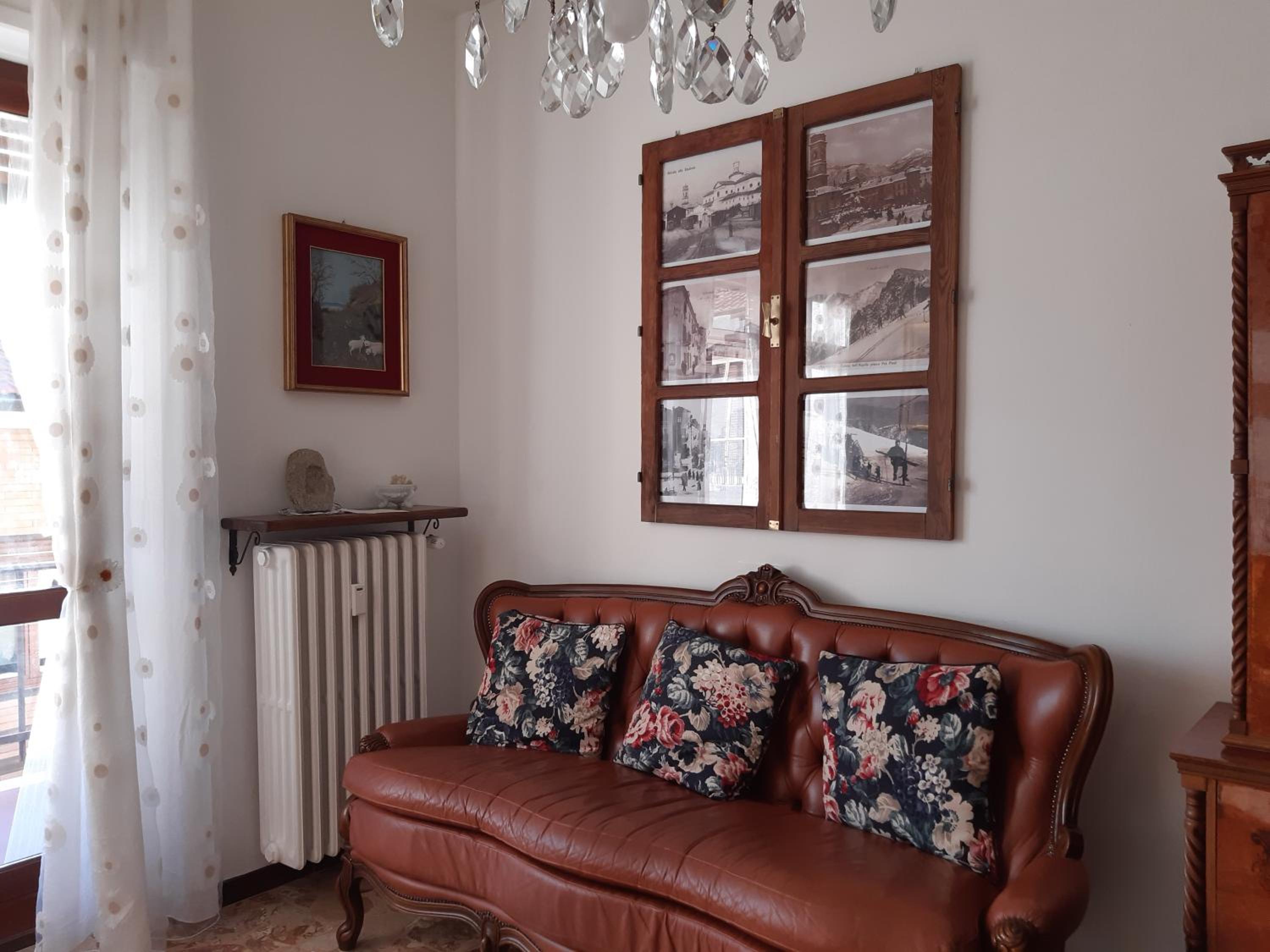Two-Bedroom Apartment - Photo 32
