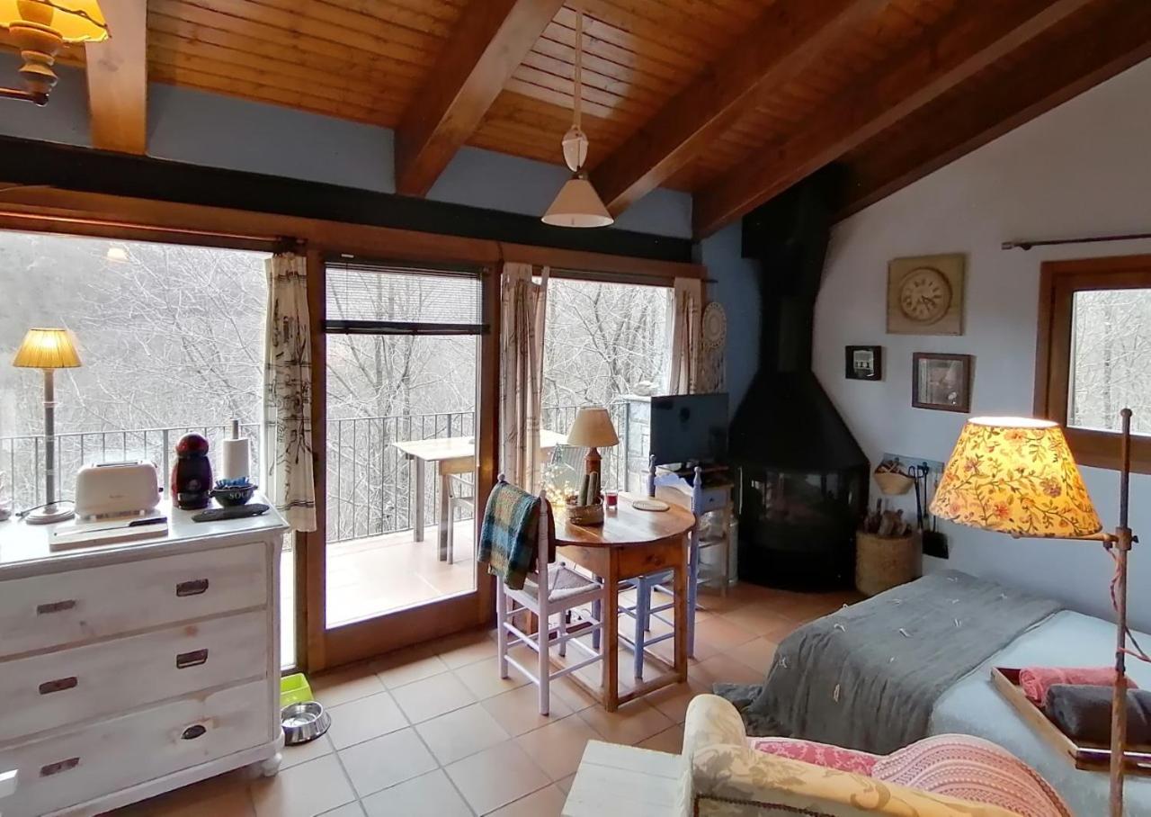 Apartment with Mountain View photo 3