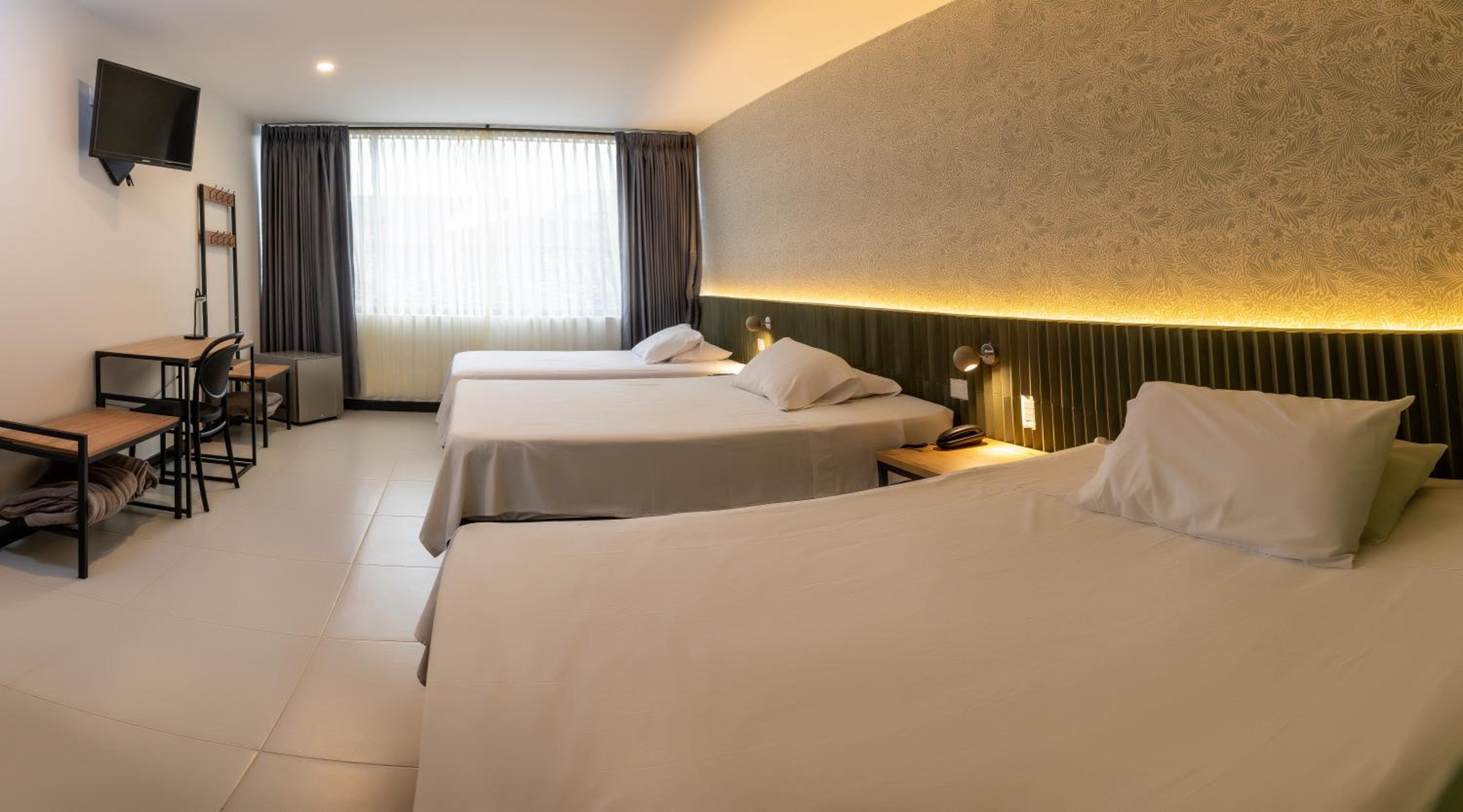 Standard Triple Room photo 2