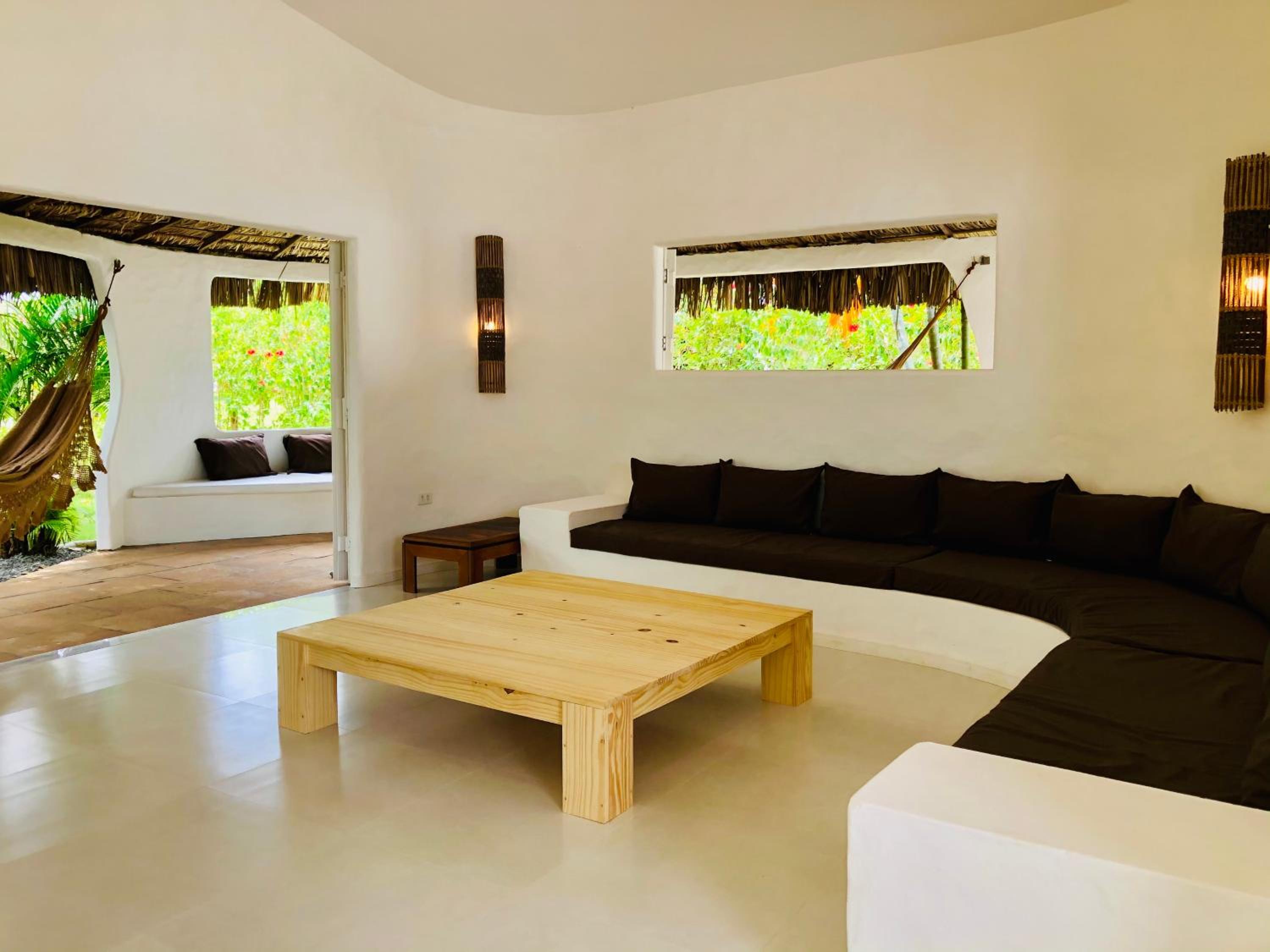 Two-Bedroom House - Photo 2