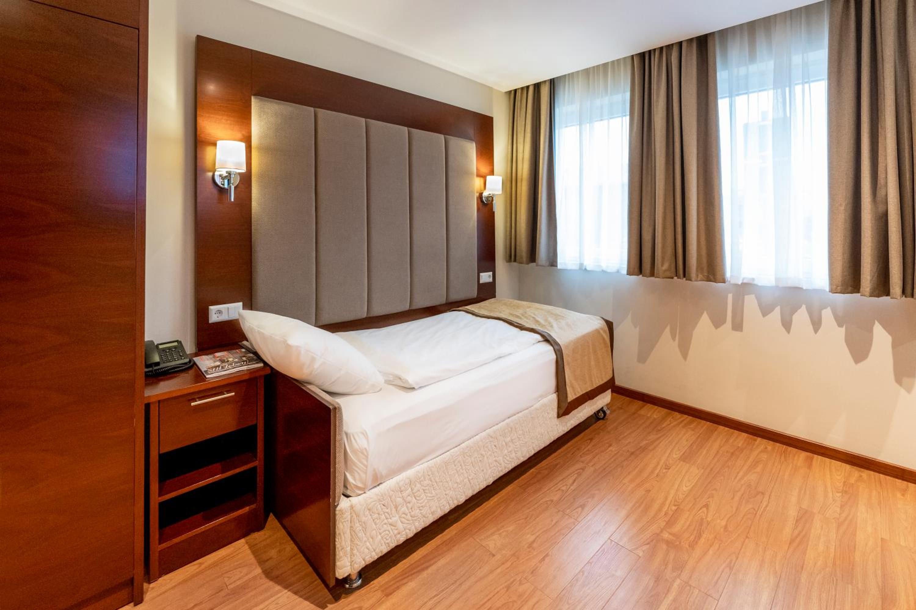 Single Room