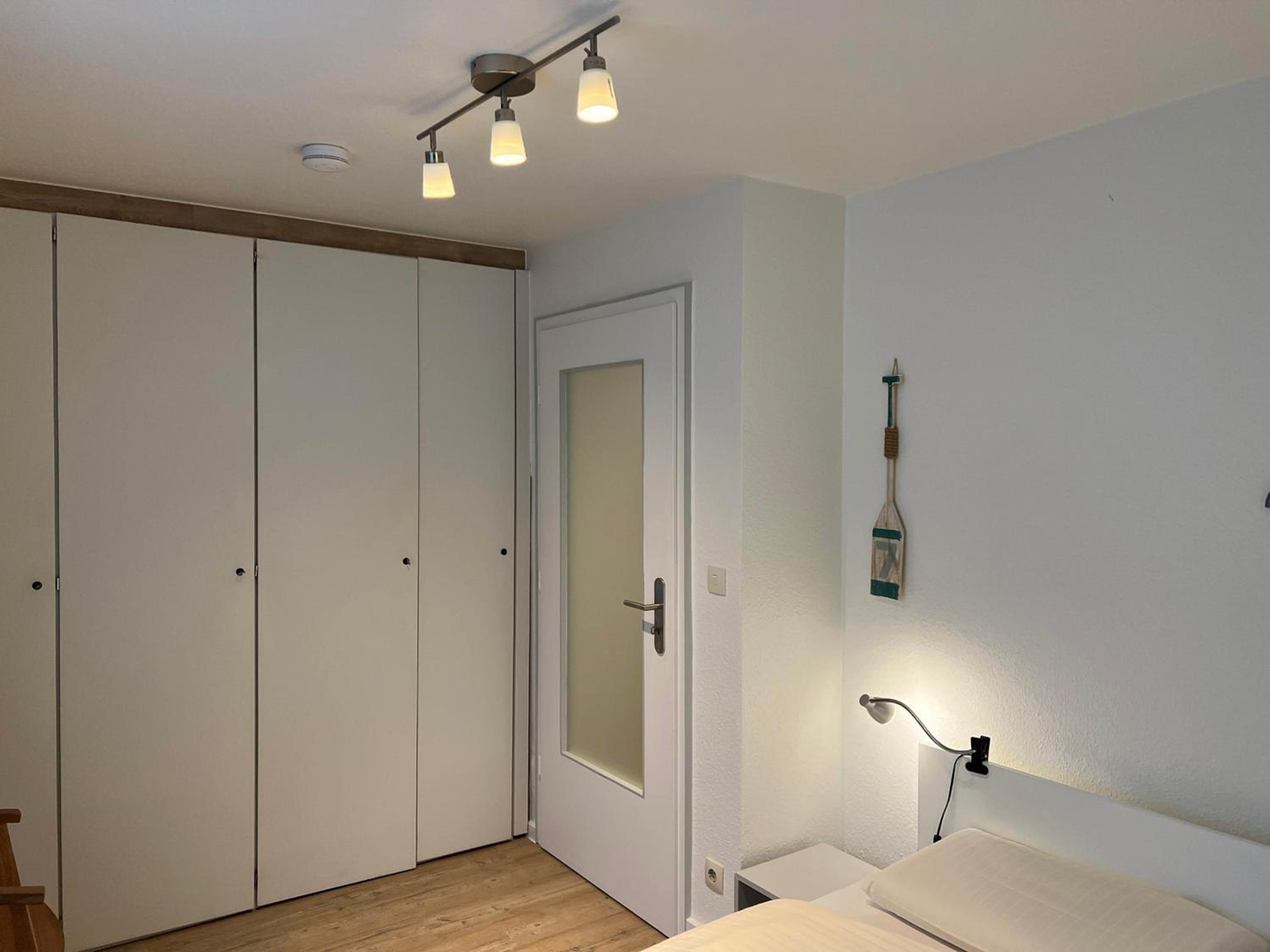 Apartment with Terrace - Photo 2