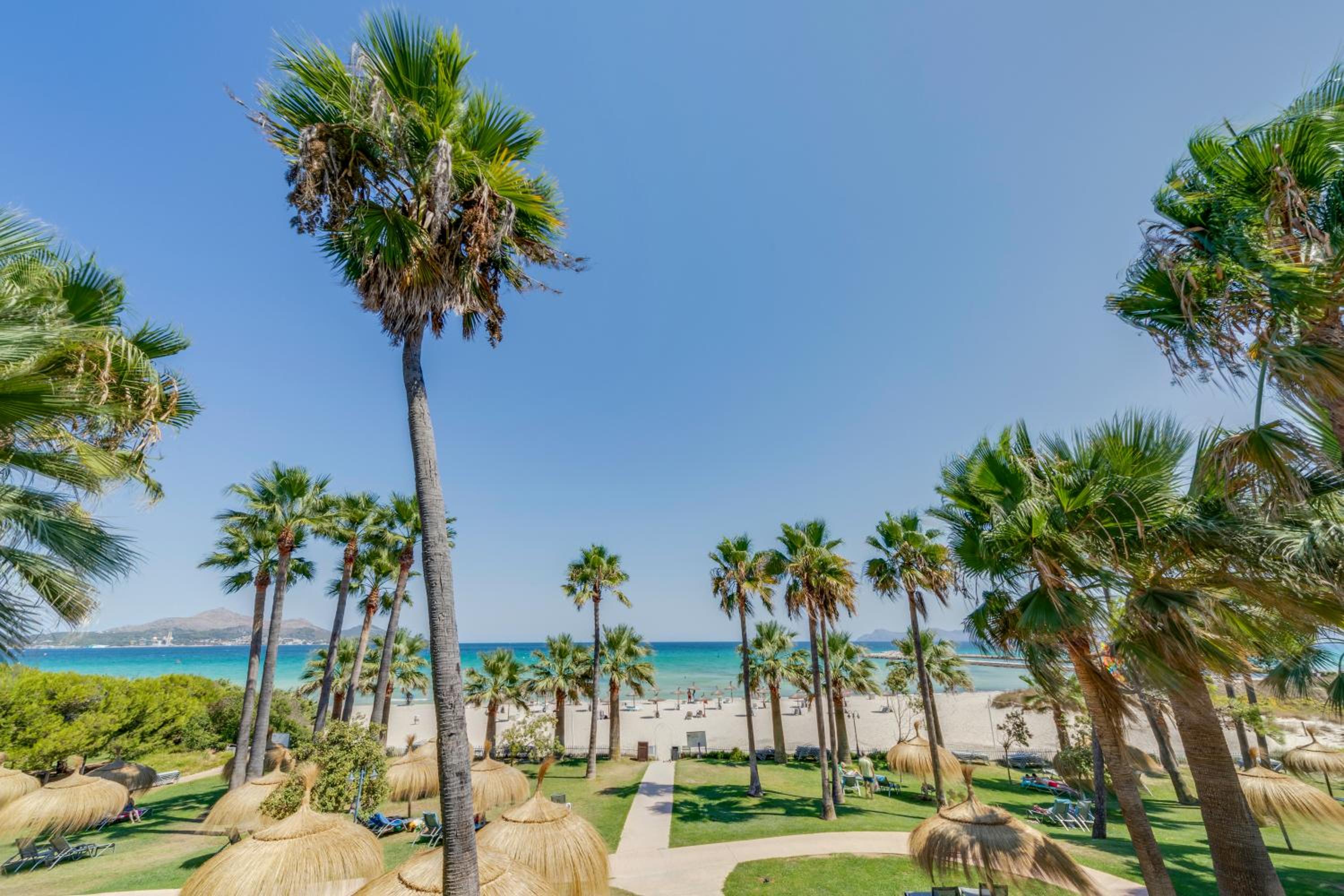 Apartamento con vista frontal al mar