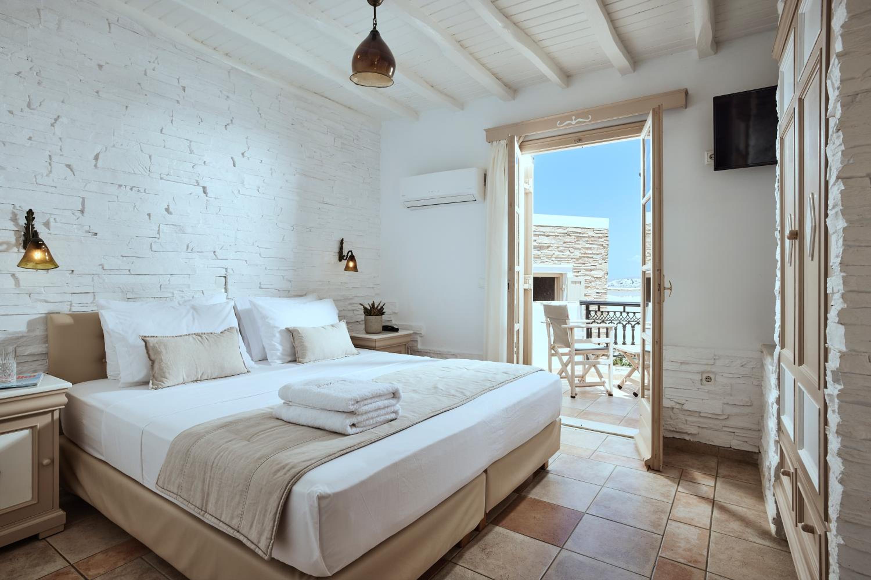 Triple Room with Sea View