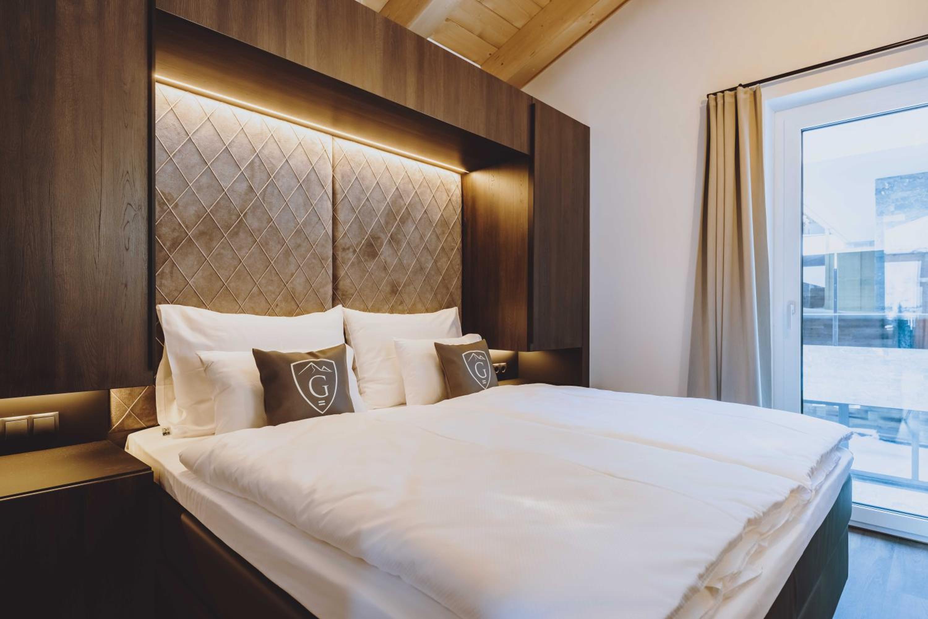 Penthouse Suite with Private Sauna and 2 bedrooms - Photo 6