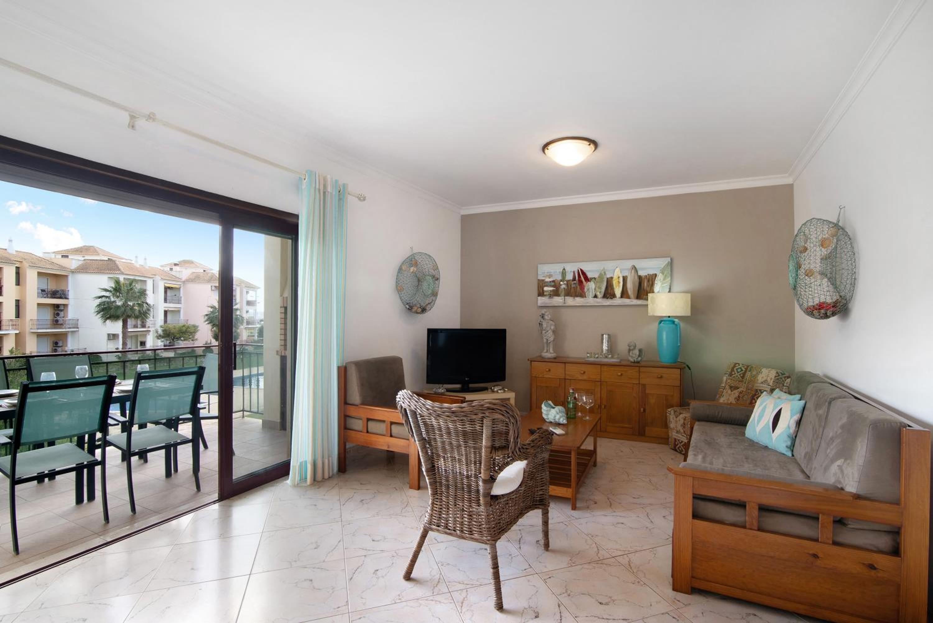Two-Bedroom Deluxe Apartment with Ocean View