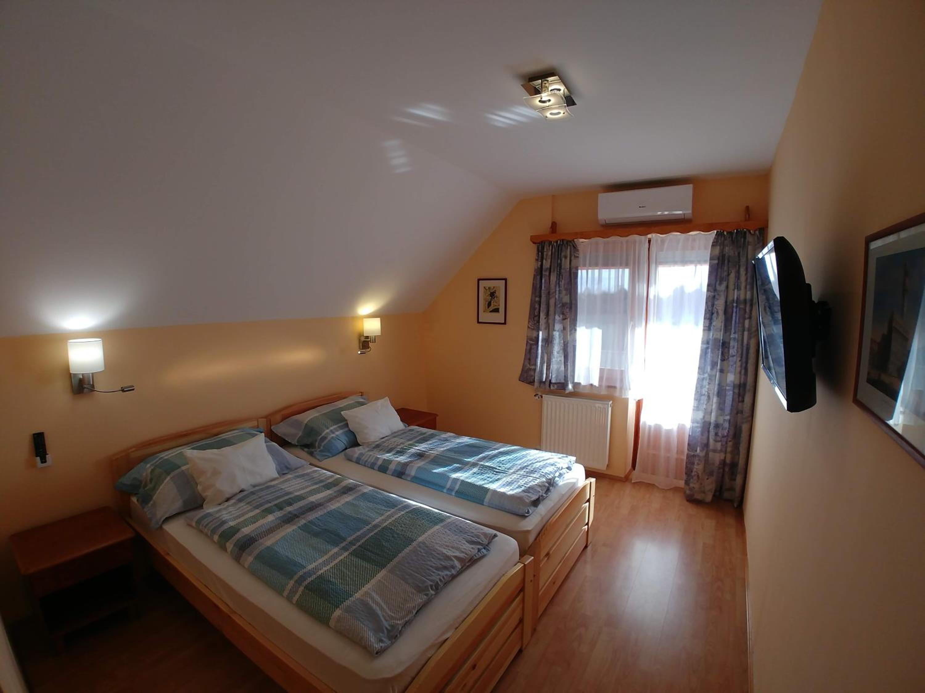 Apartment with Pool View  photo 3