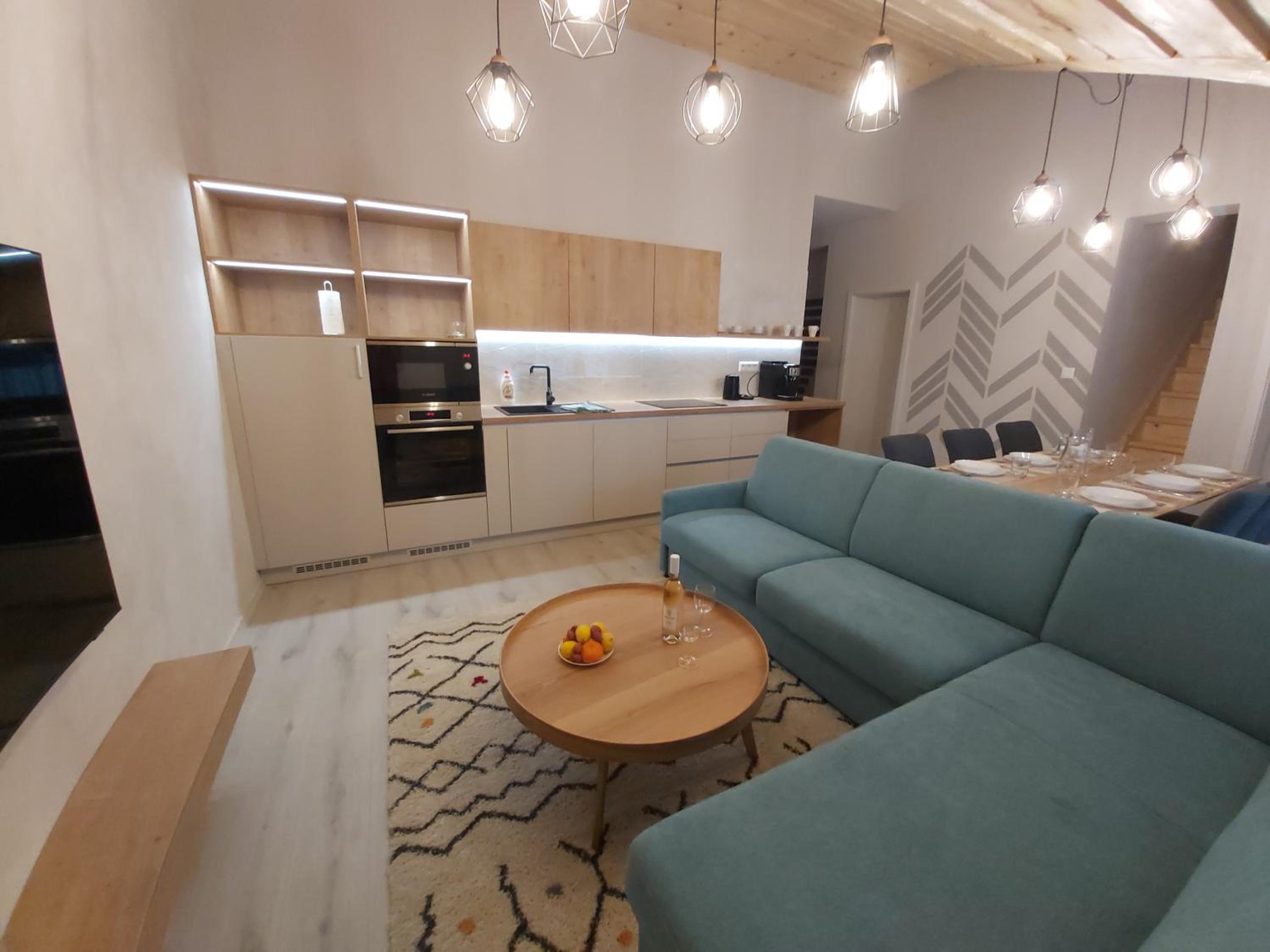 Apartment - Split Level photo 1