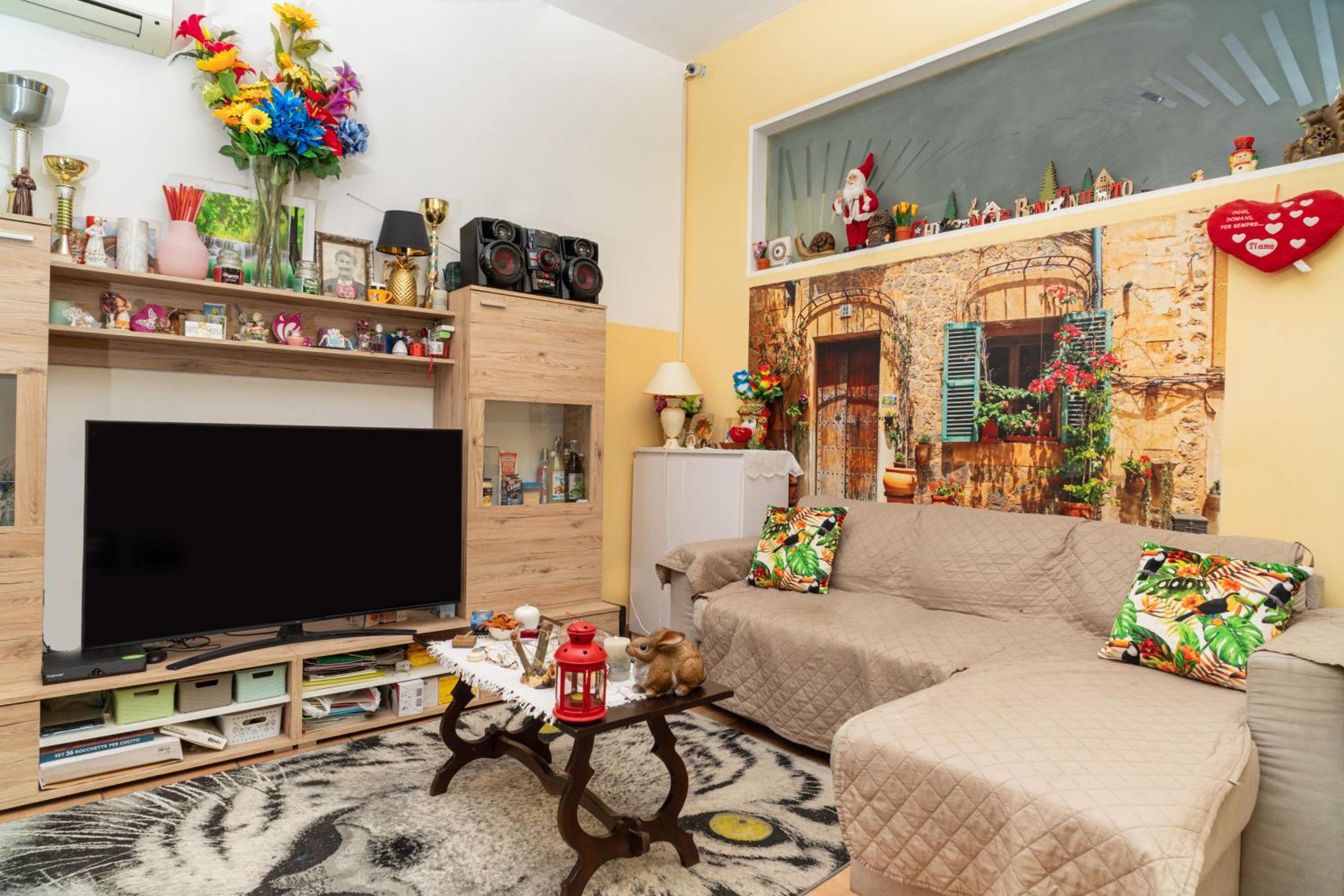 One-Bedroom House photo 2