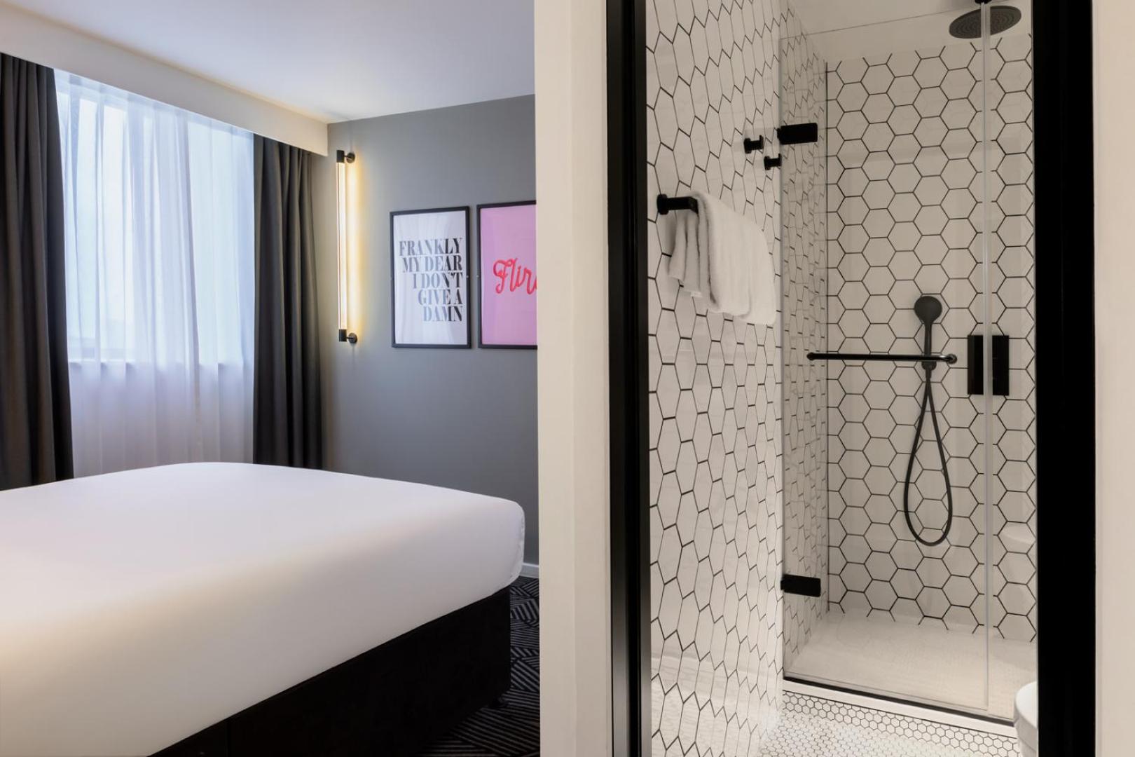 Cozy Room thumbnail 5
