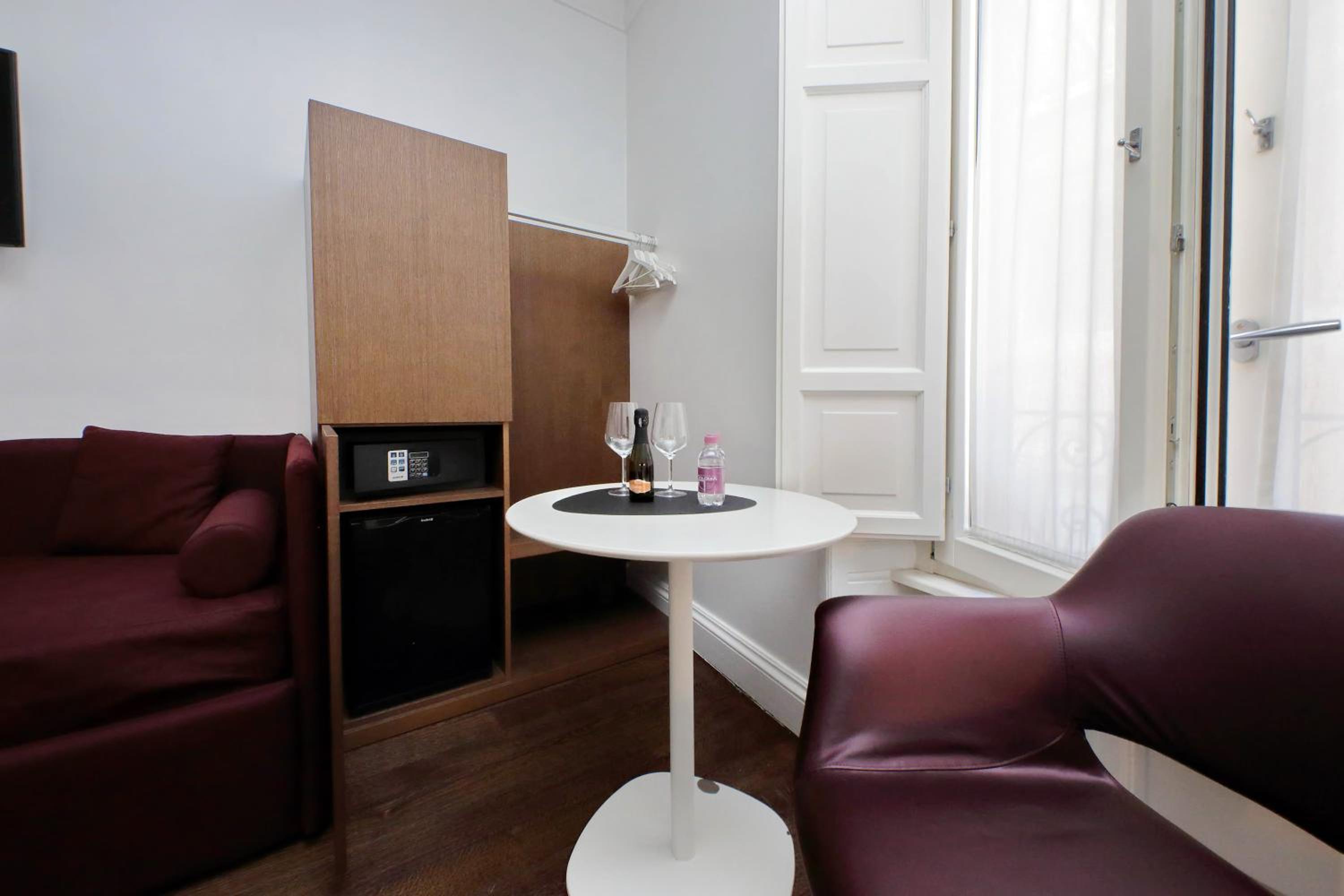 Deluxe Triple Room photo 3