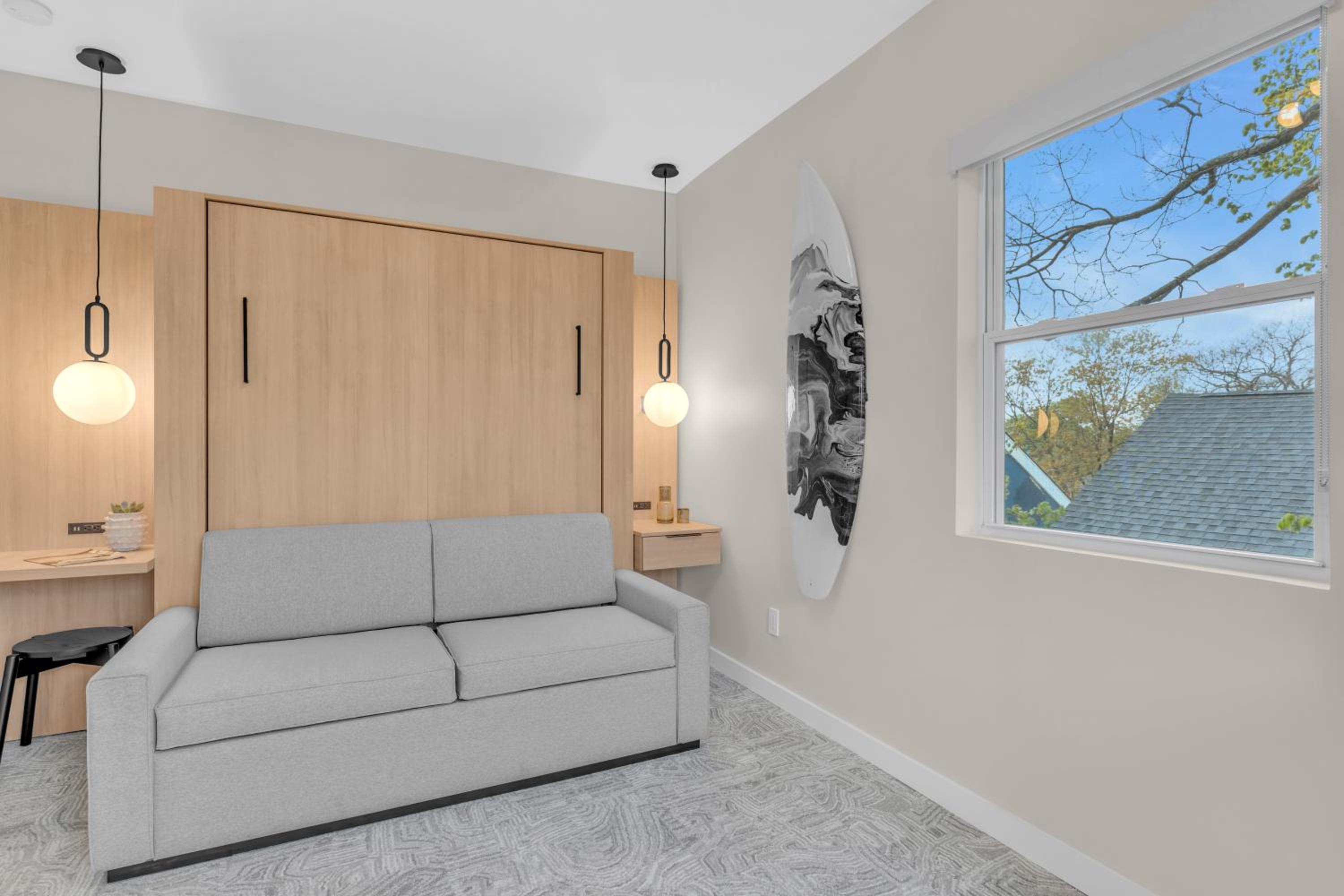 Deluxe Queen Room