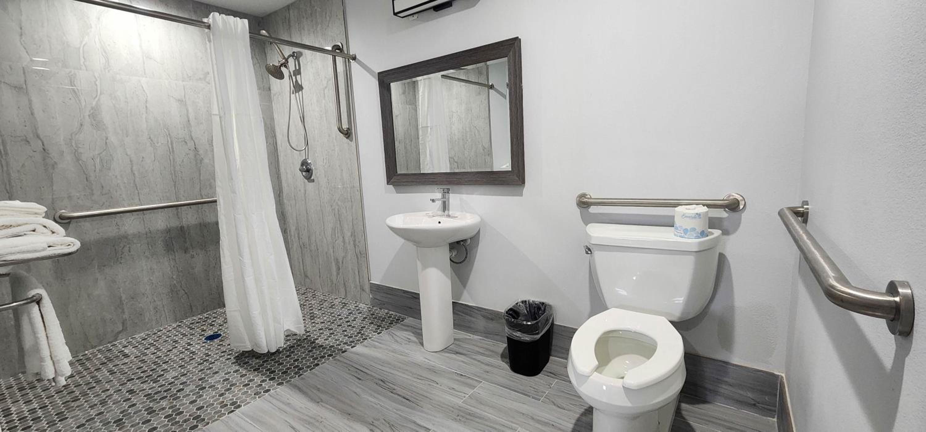 Queen Room with Two Queen Beds - Disability Access - Roll In Shower - Photo 3