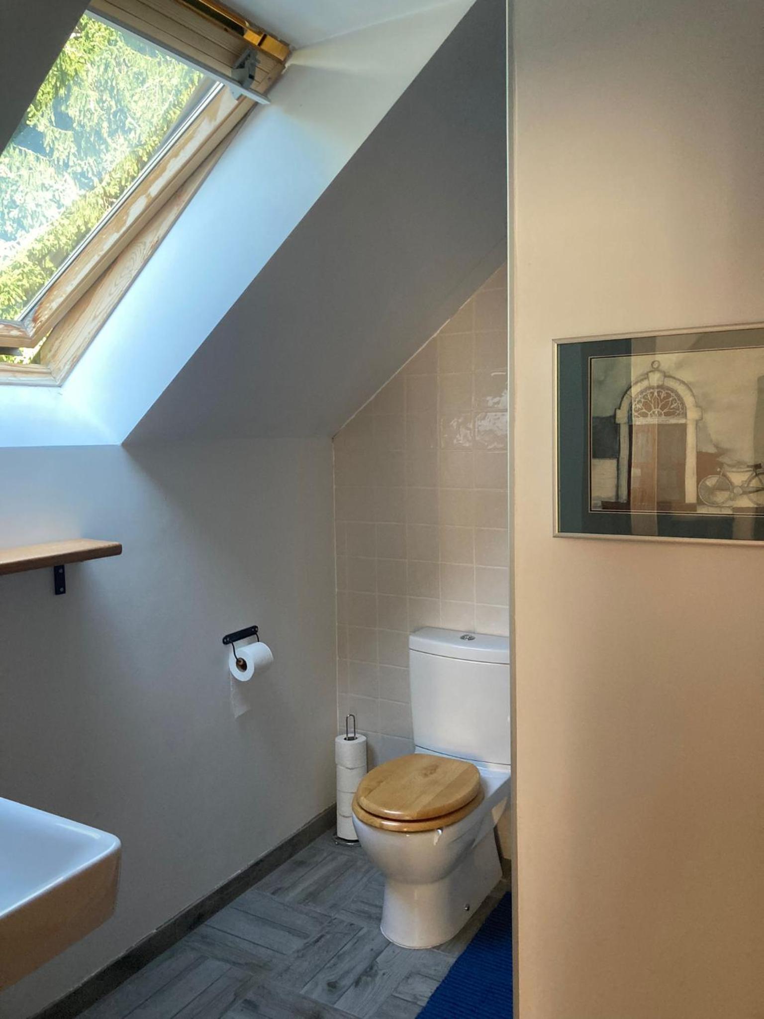 Double Room with Private Bathroom photo 3