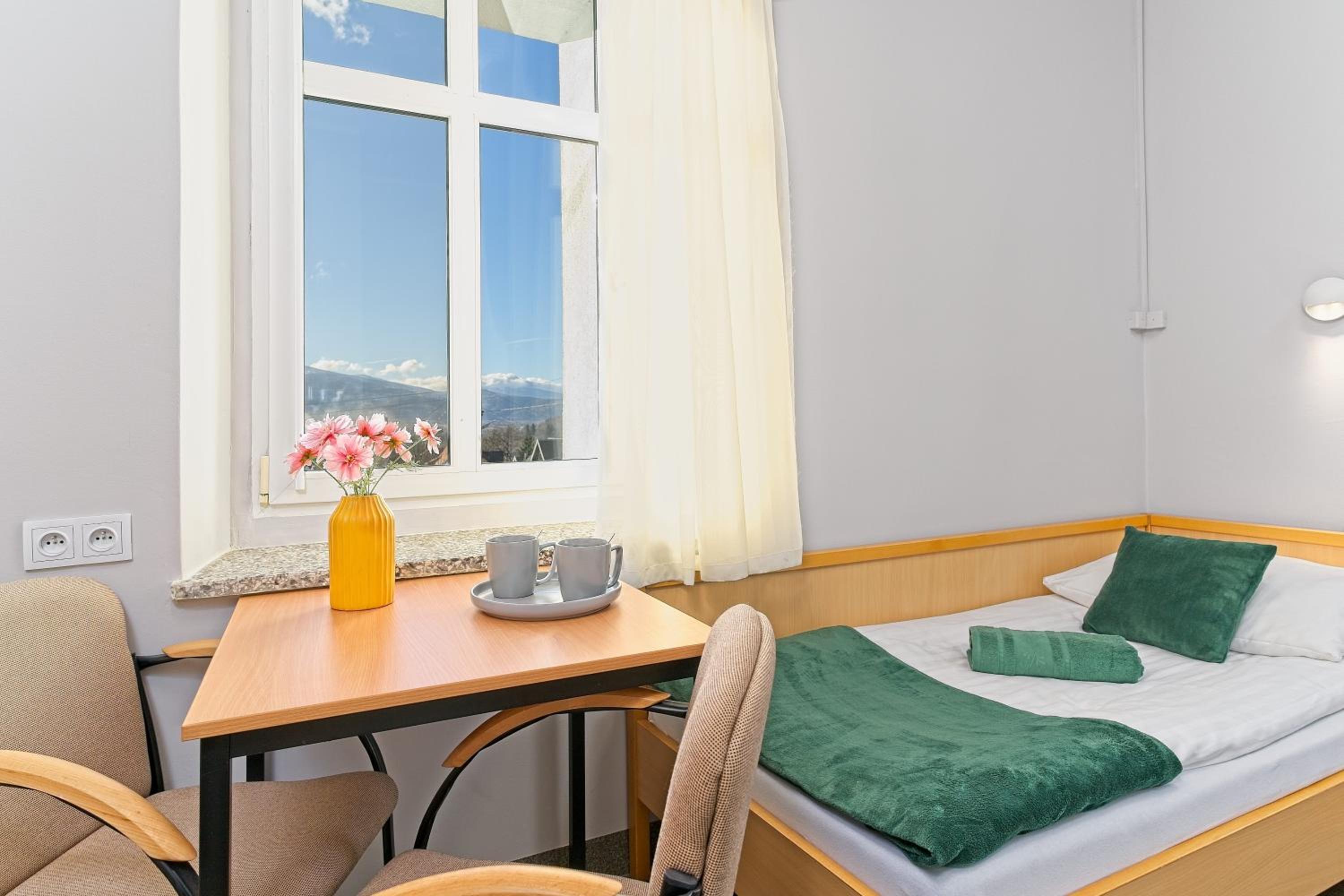 Triple Room with Mountain View photo 2