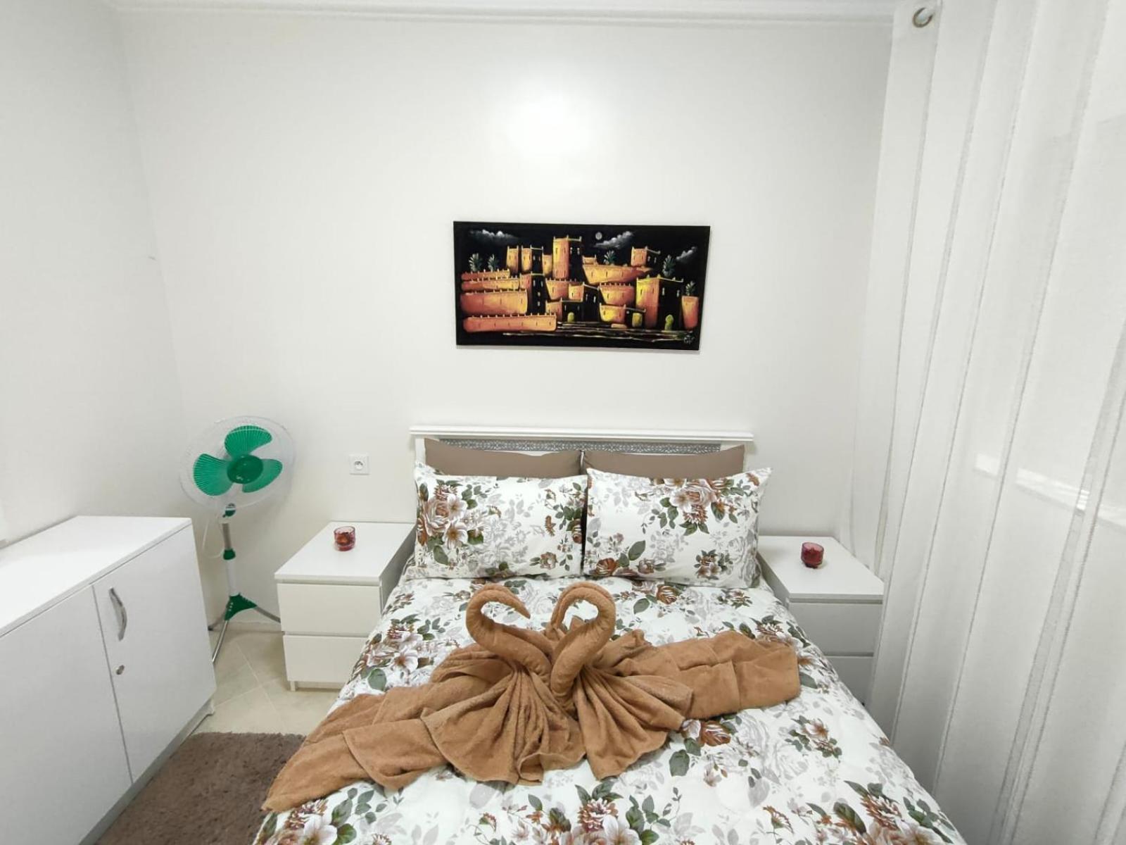 Two-Bedroom Apartment - Photo 17