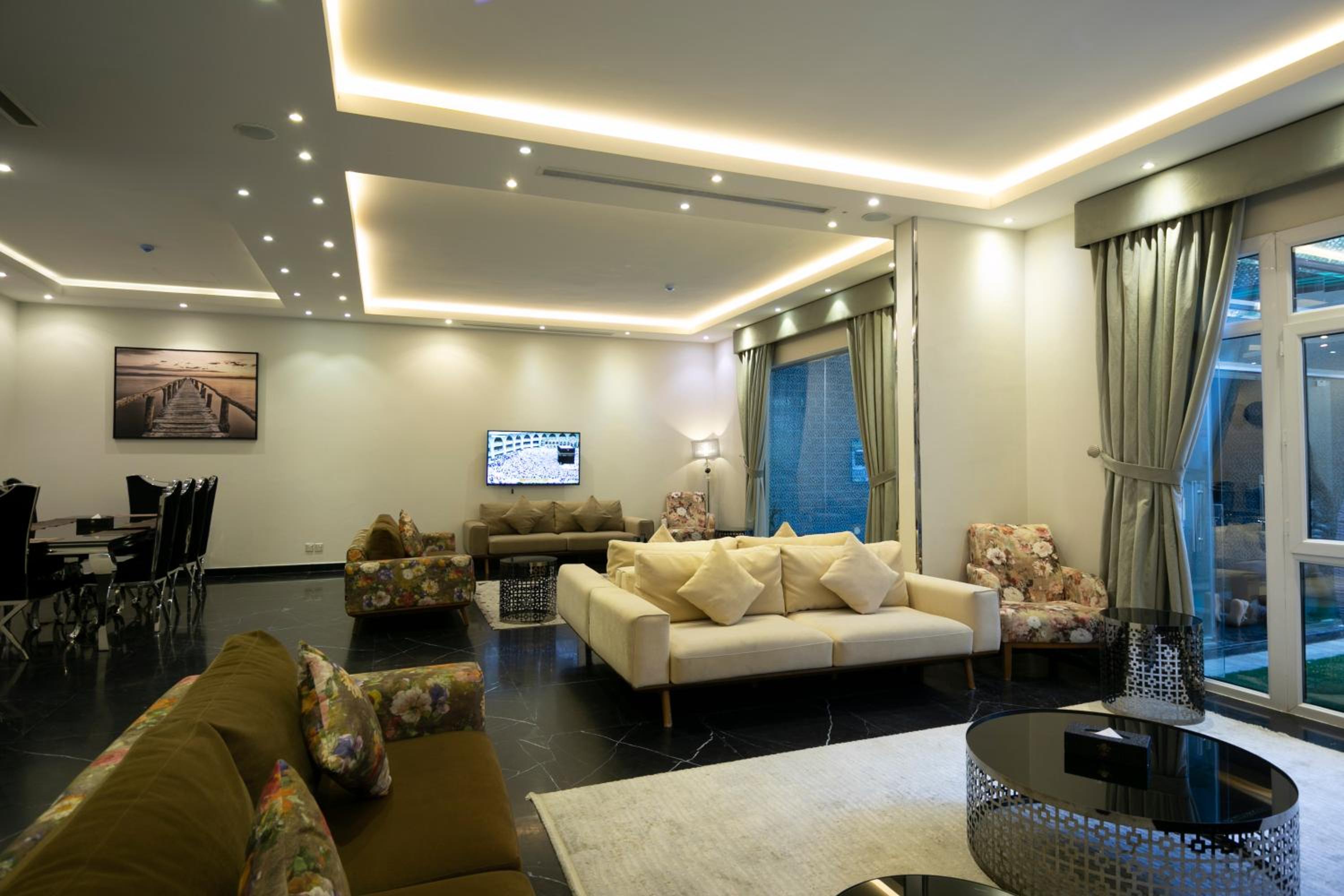 Deluxe Villa photo 2