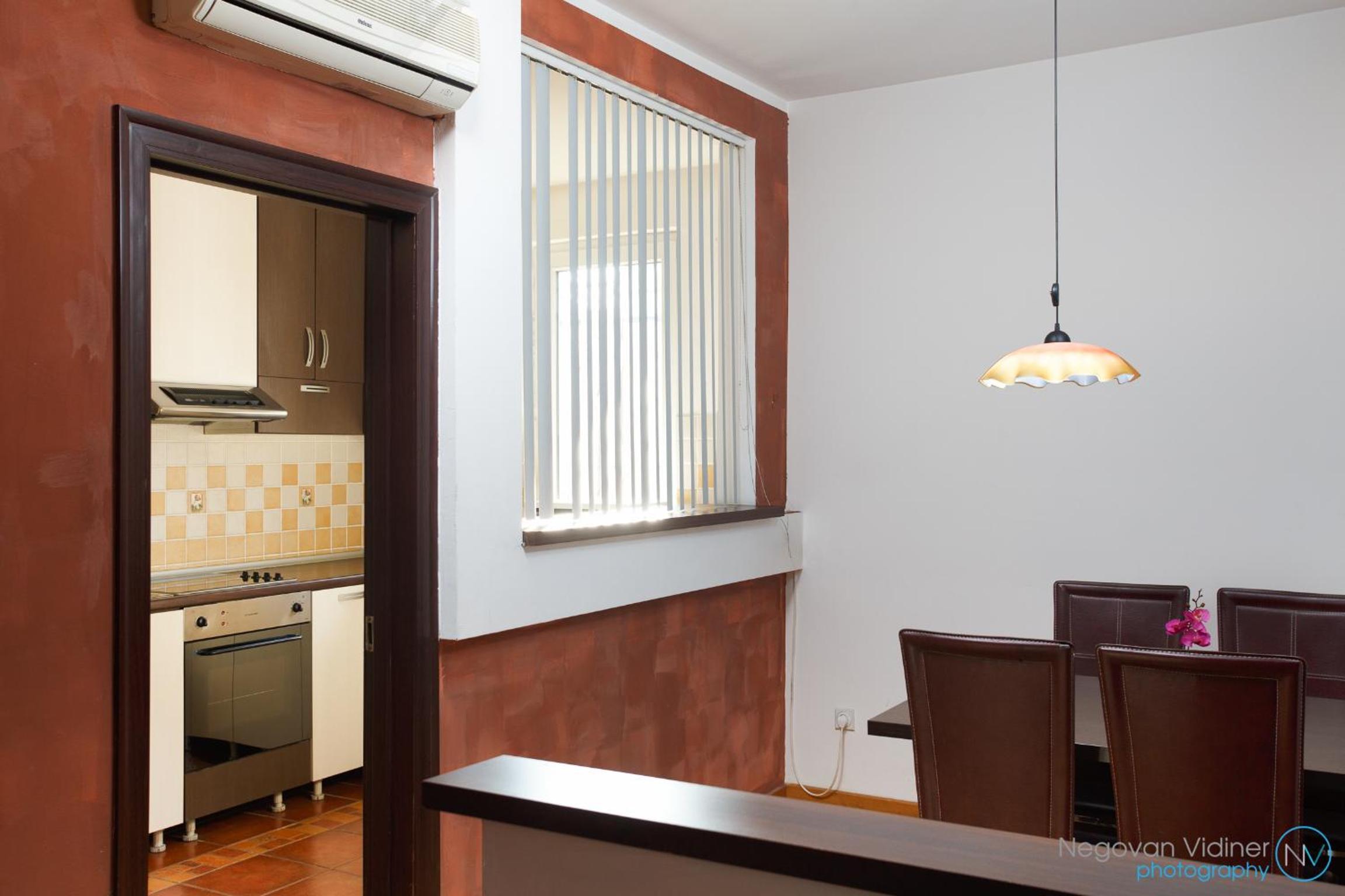 Suite with Pool View - Photo 23