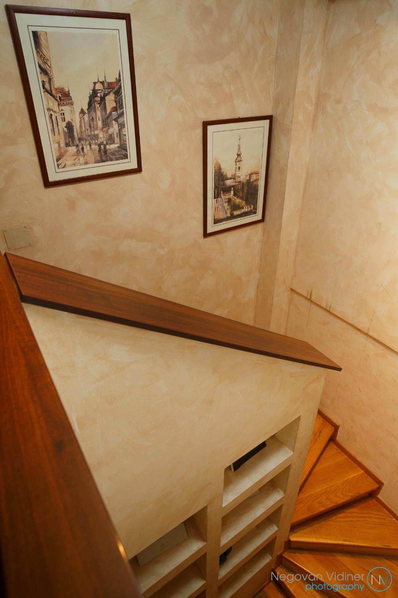 Studio - Photo 16