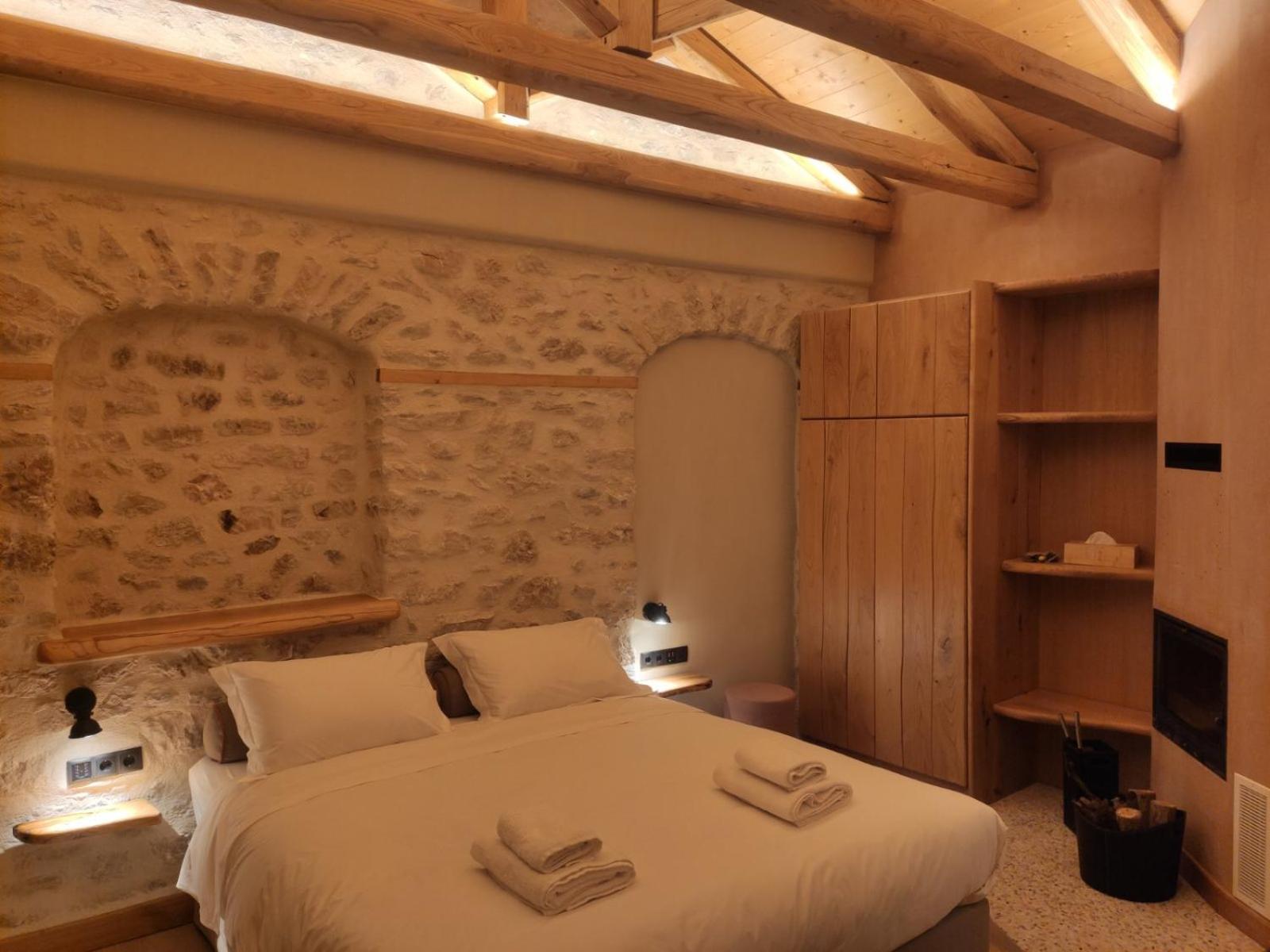 King Room with Mountain View photo 1