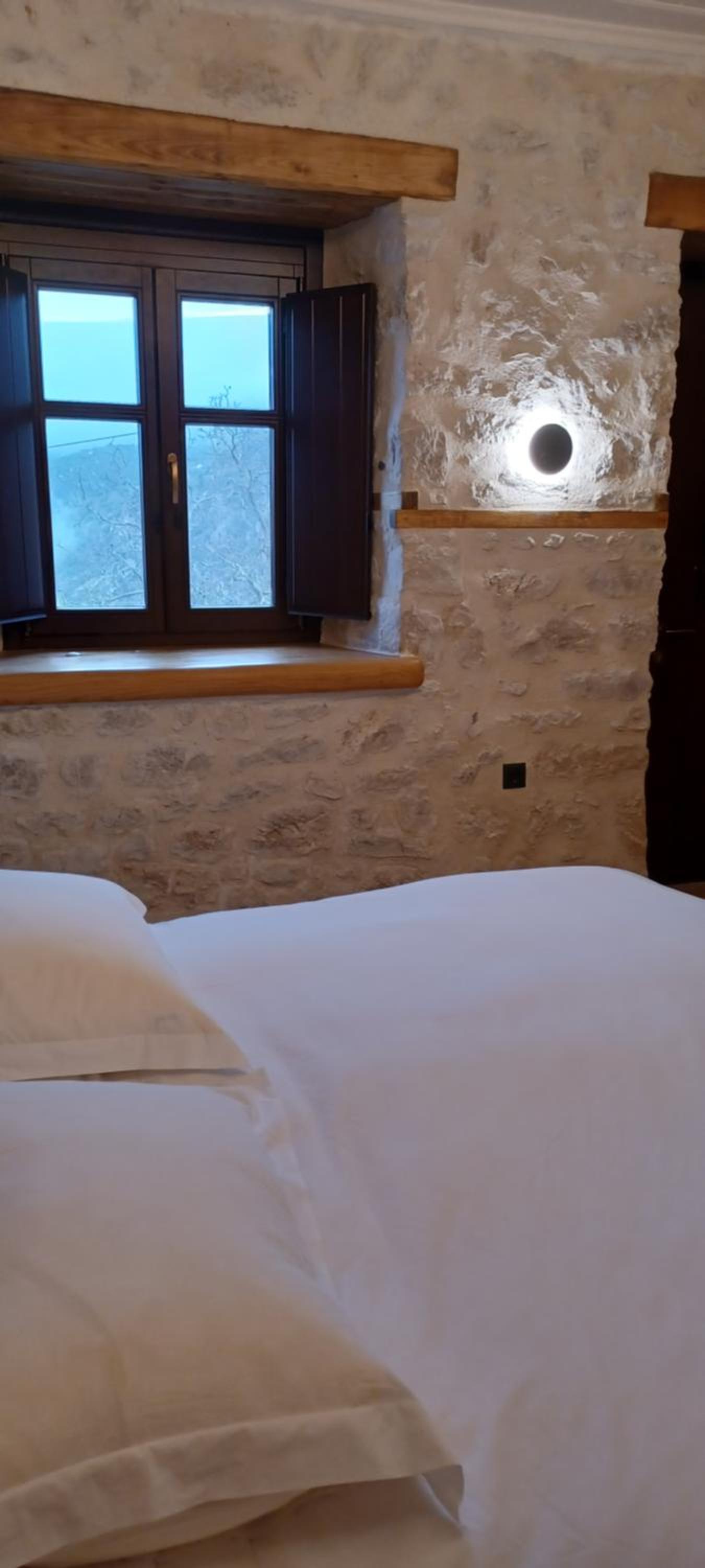 King Room with Mountain View photo 1