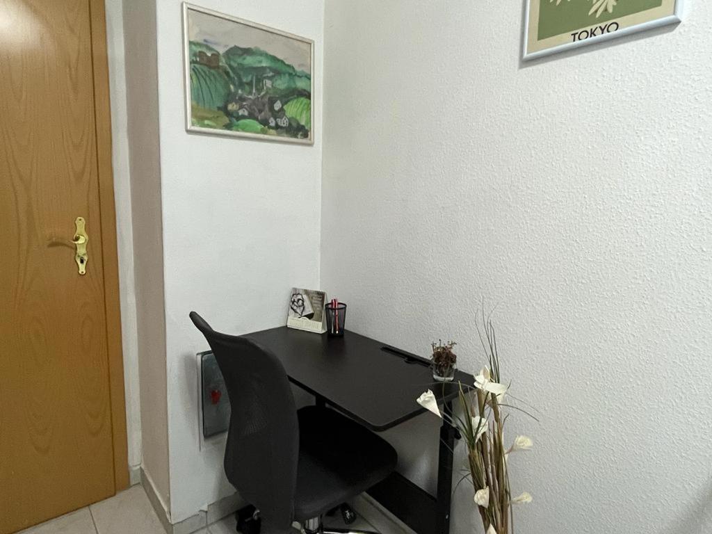Three-Bedroom Apartment - Photo 42