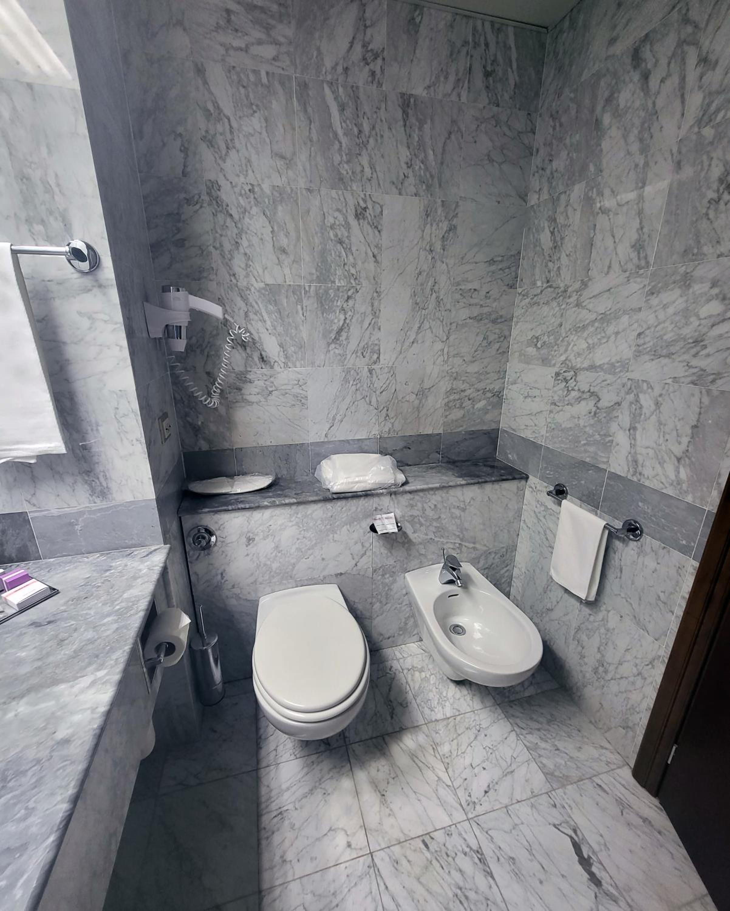 Superior Twin Room - Photo 6