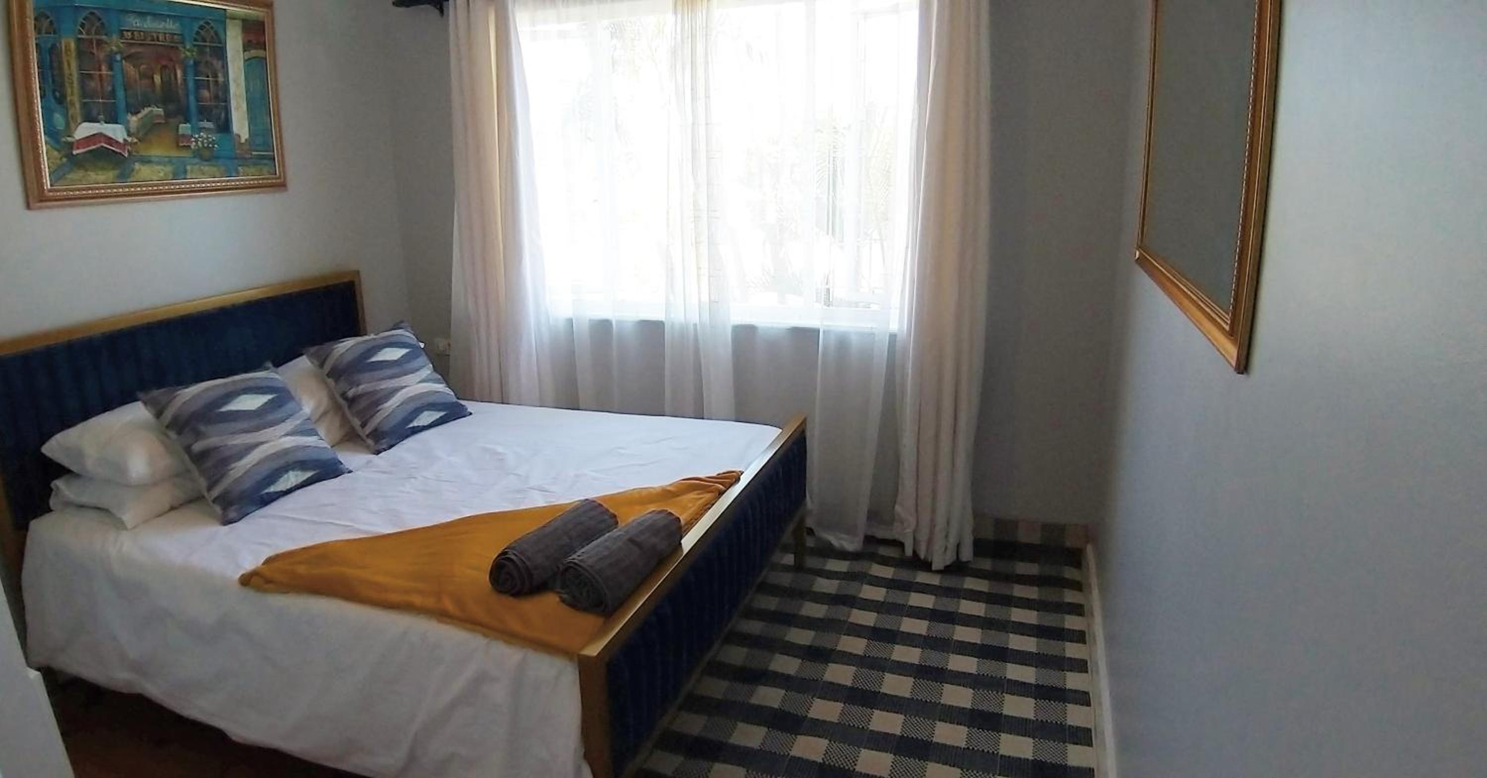 Three-Bedroom House photo 1