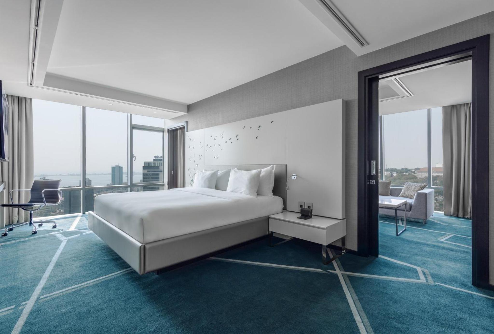Junior King Suite with Dining