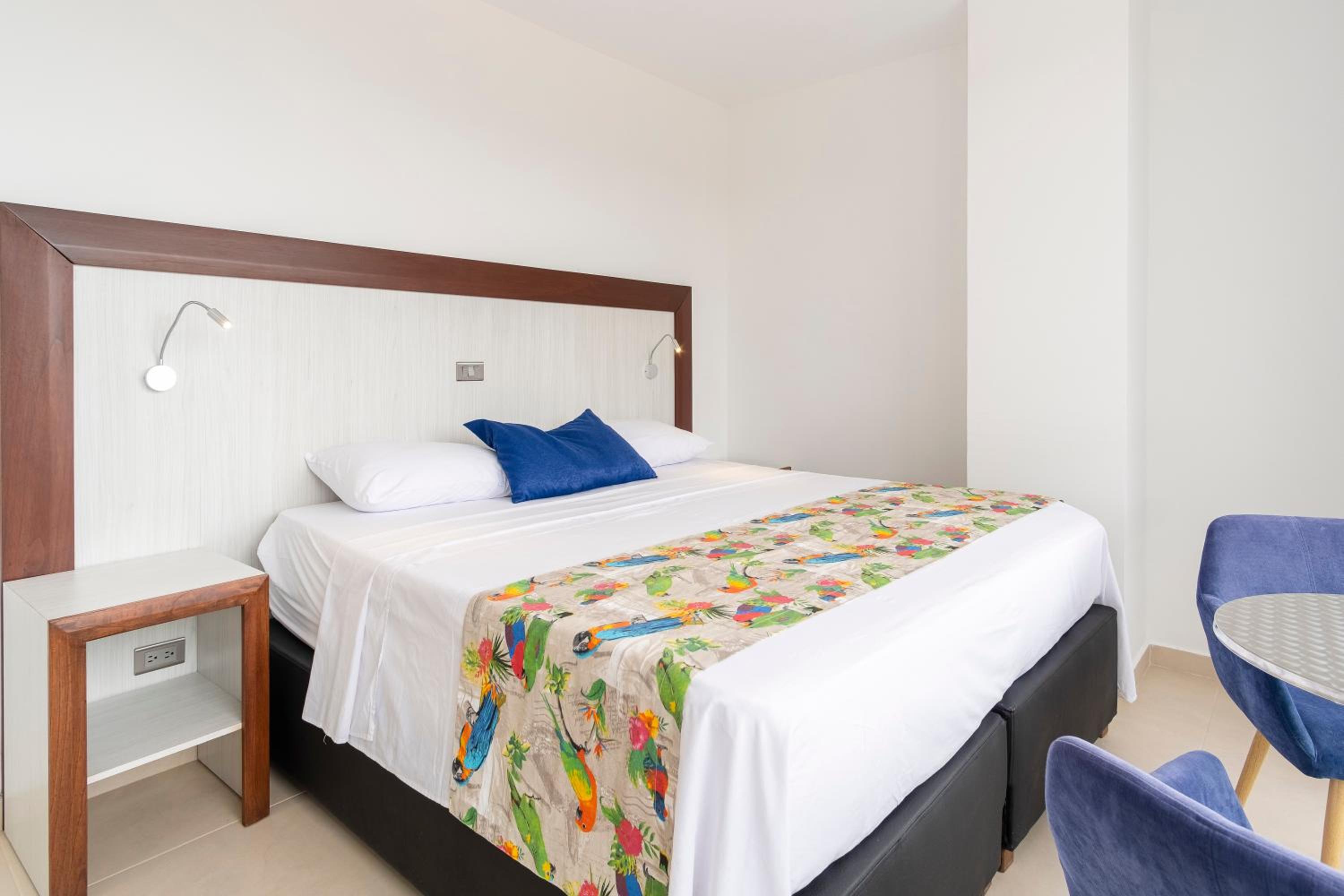 King Room with Spa Bath