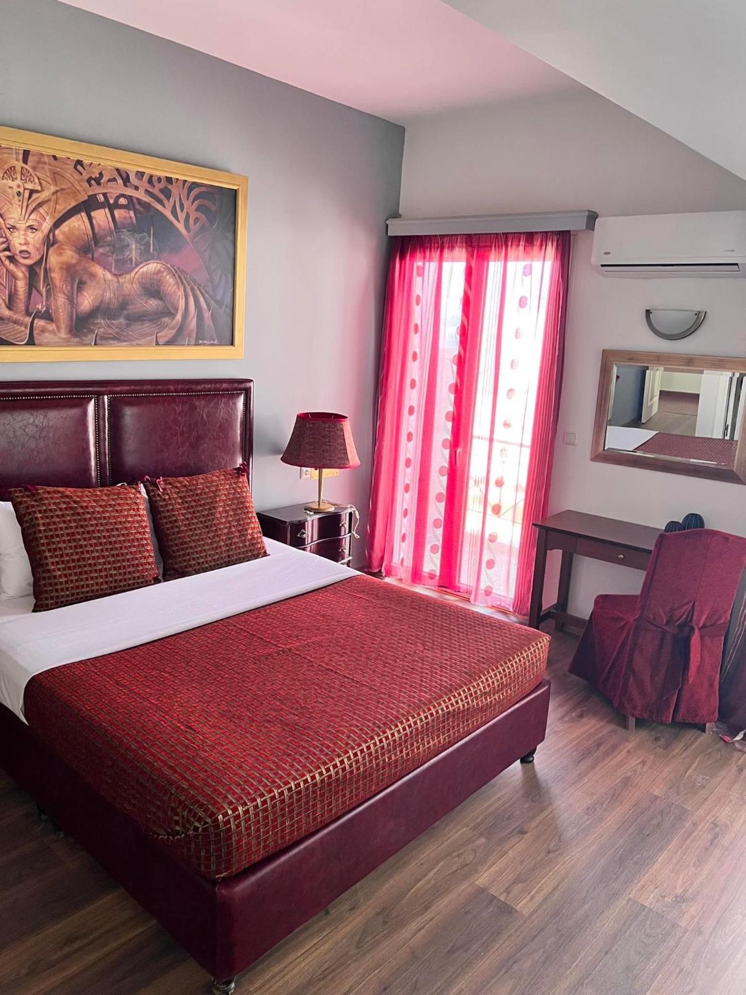 Double or Twin Room - Photo 7