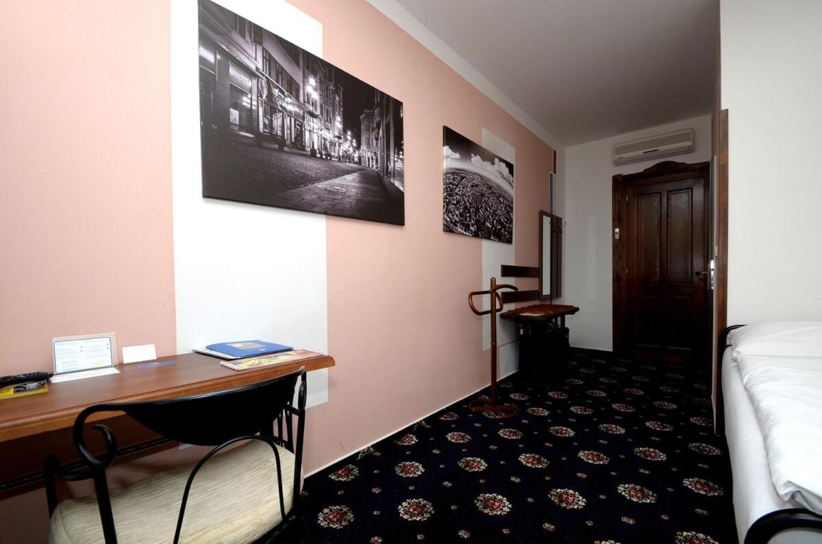 Comfort Single Room