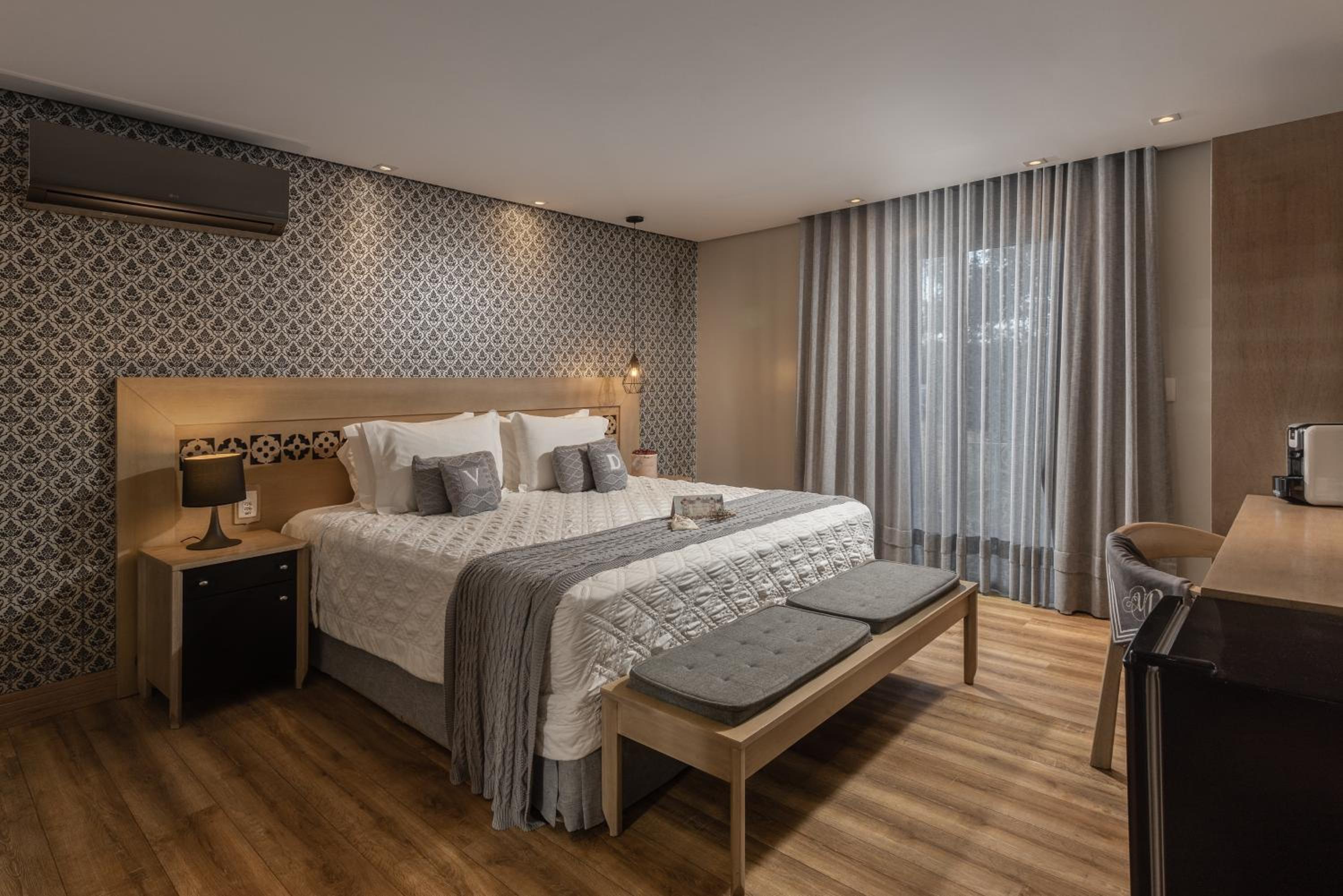 Luxury Superior Room