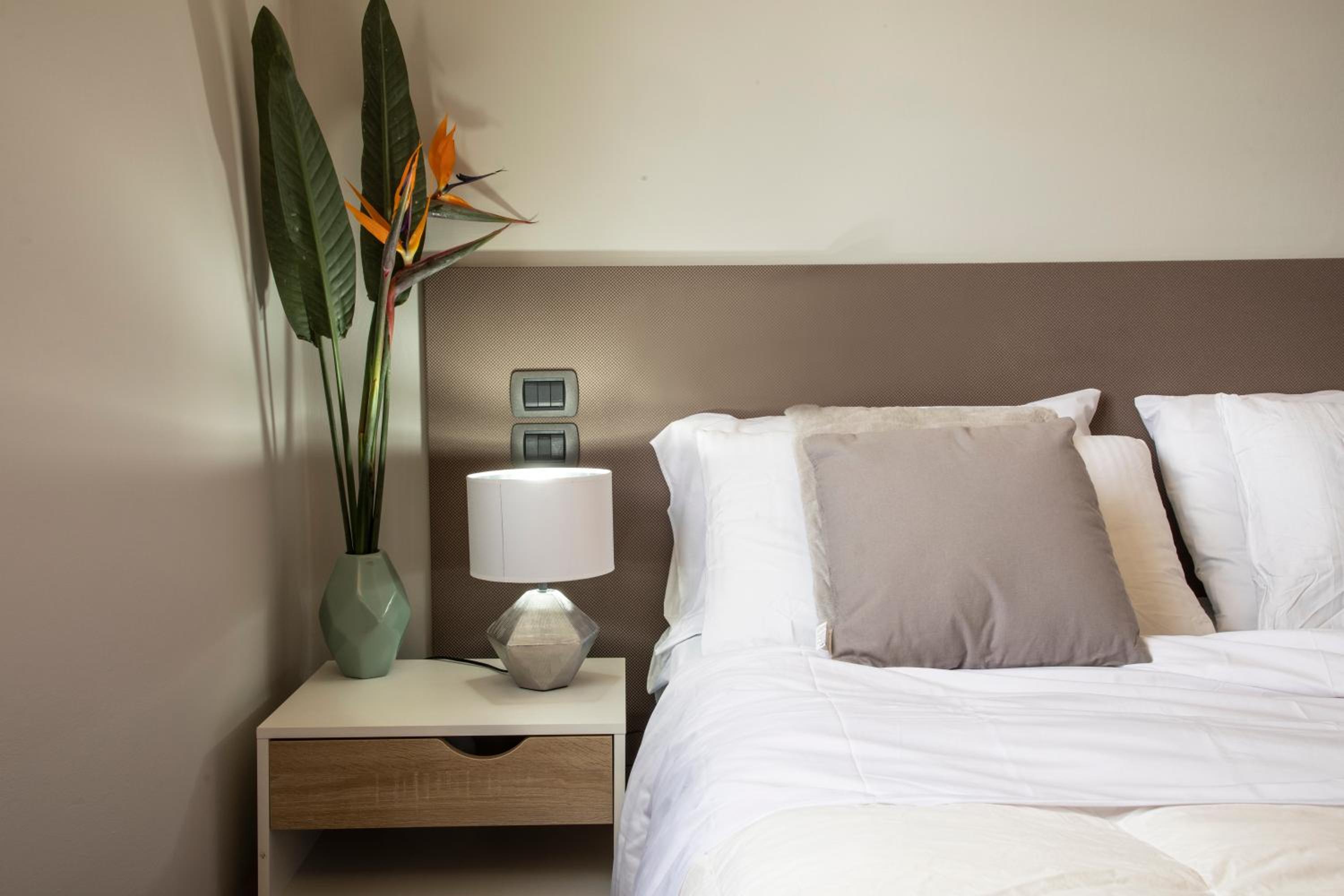 Standard Double or Twin Room - Photo 18