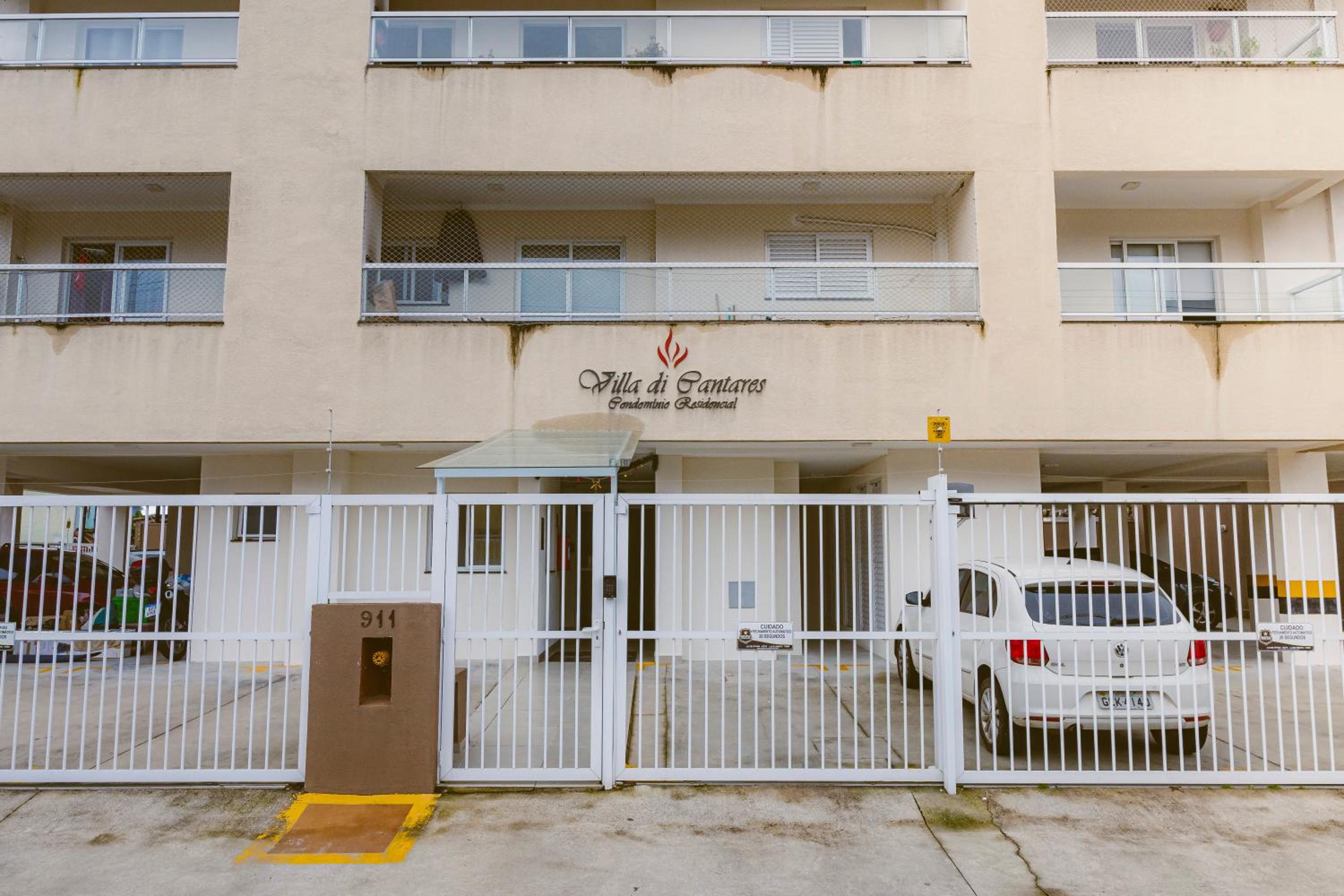 Apartment With Mountain View - Photo 4