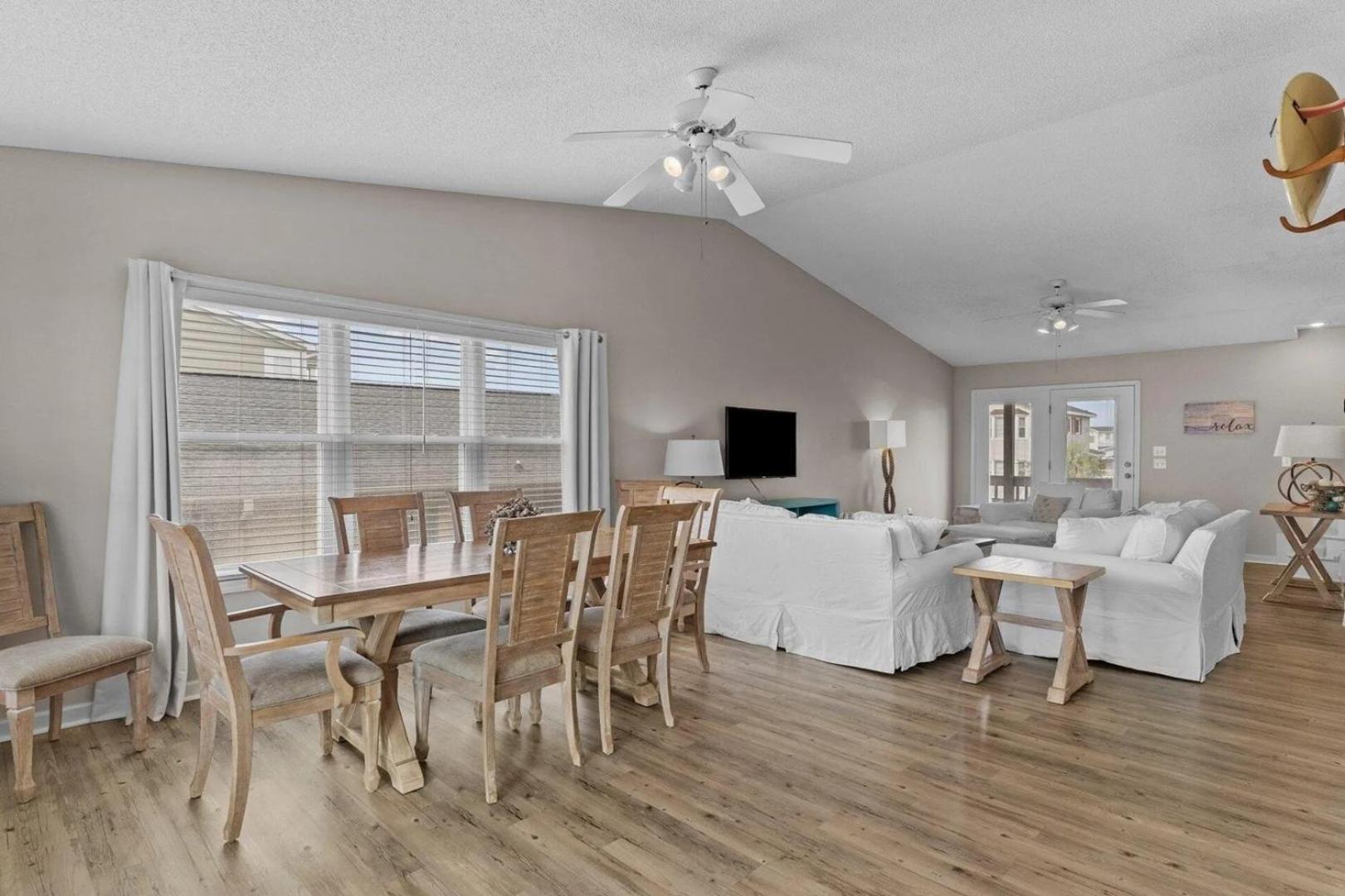 Three-Bedroom House photo 1
