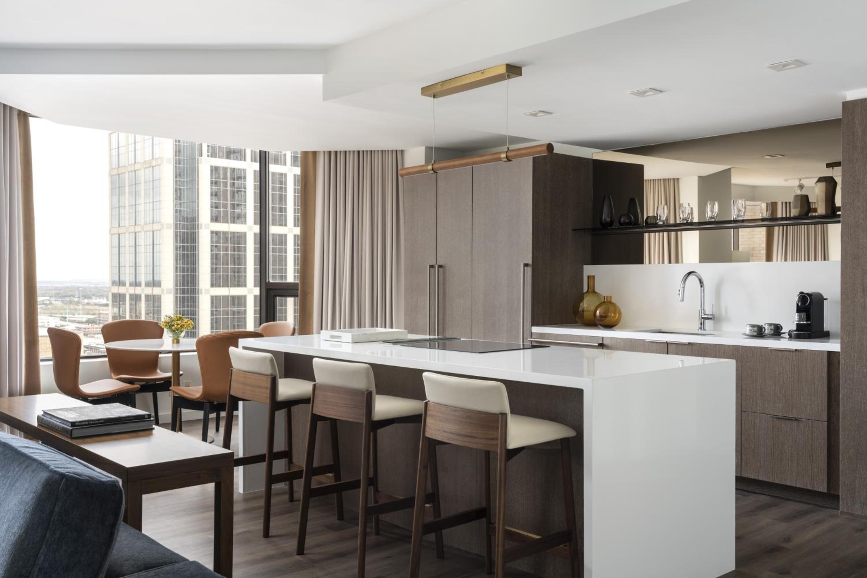 Two-Bedroom Premier Residential Suite - Photo 2