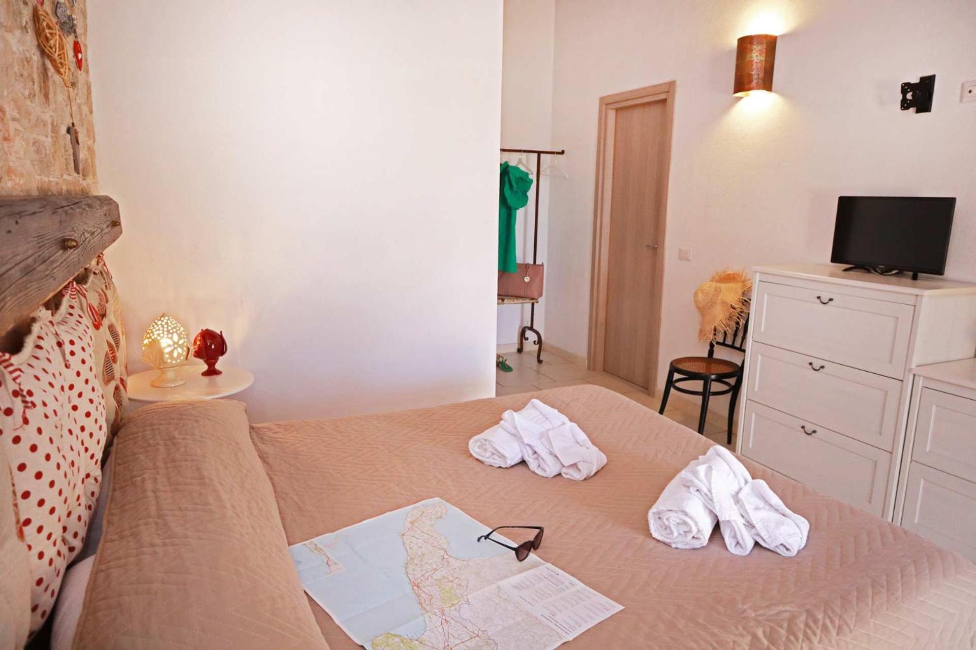 Double Room - Photo 4