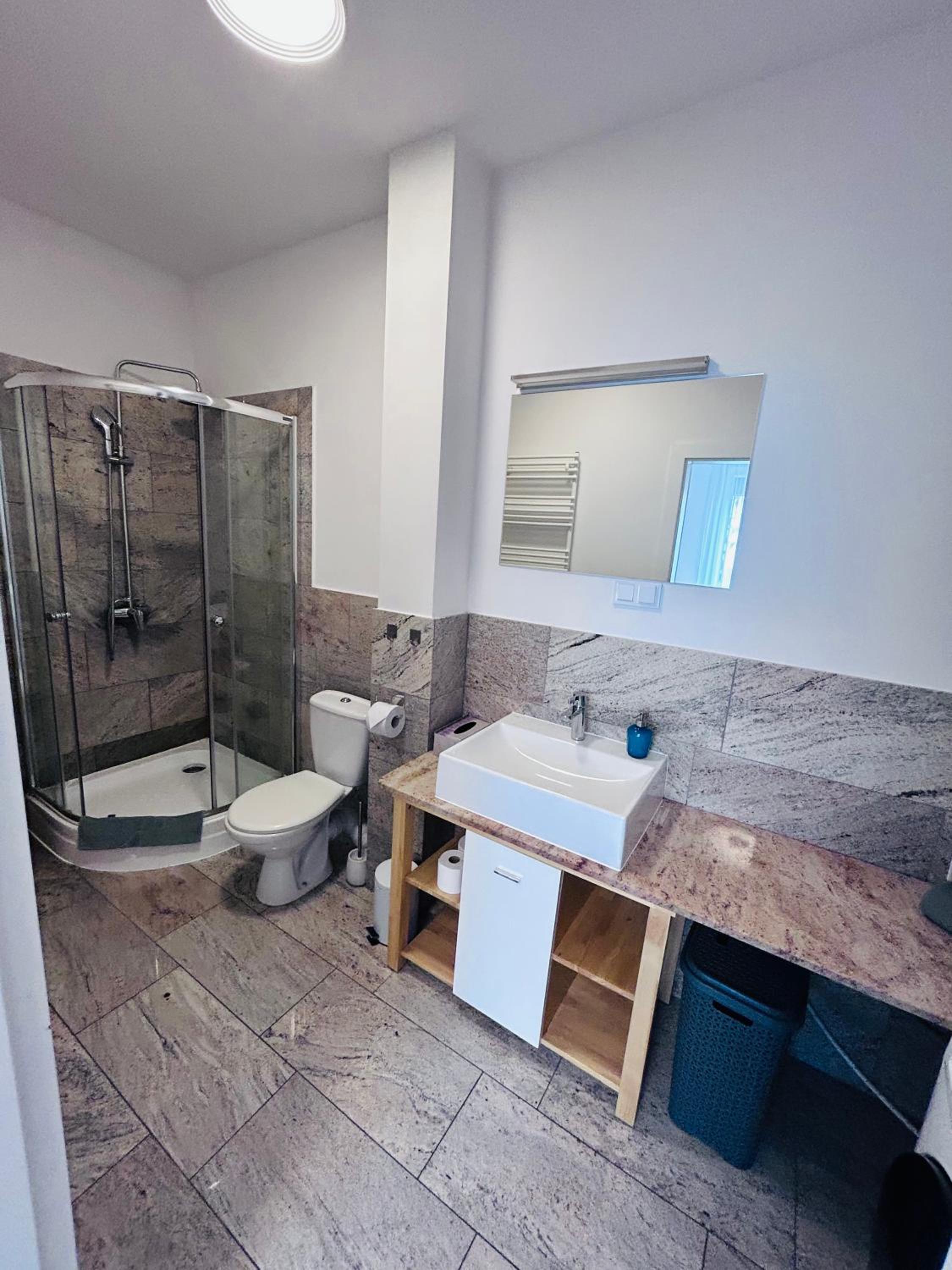 One-Bedroom Apartment - Photo 11