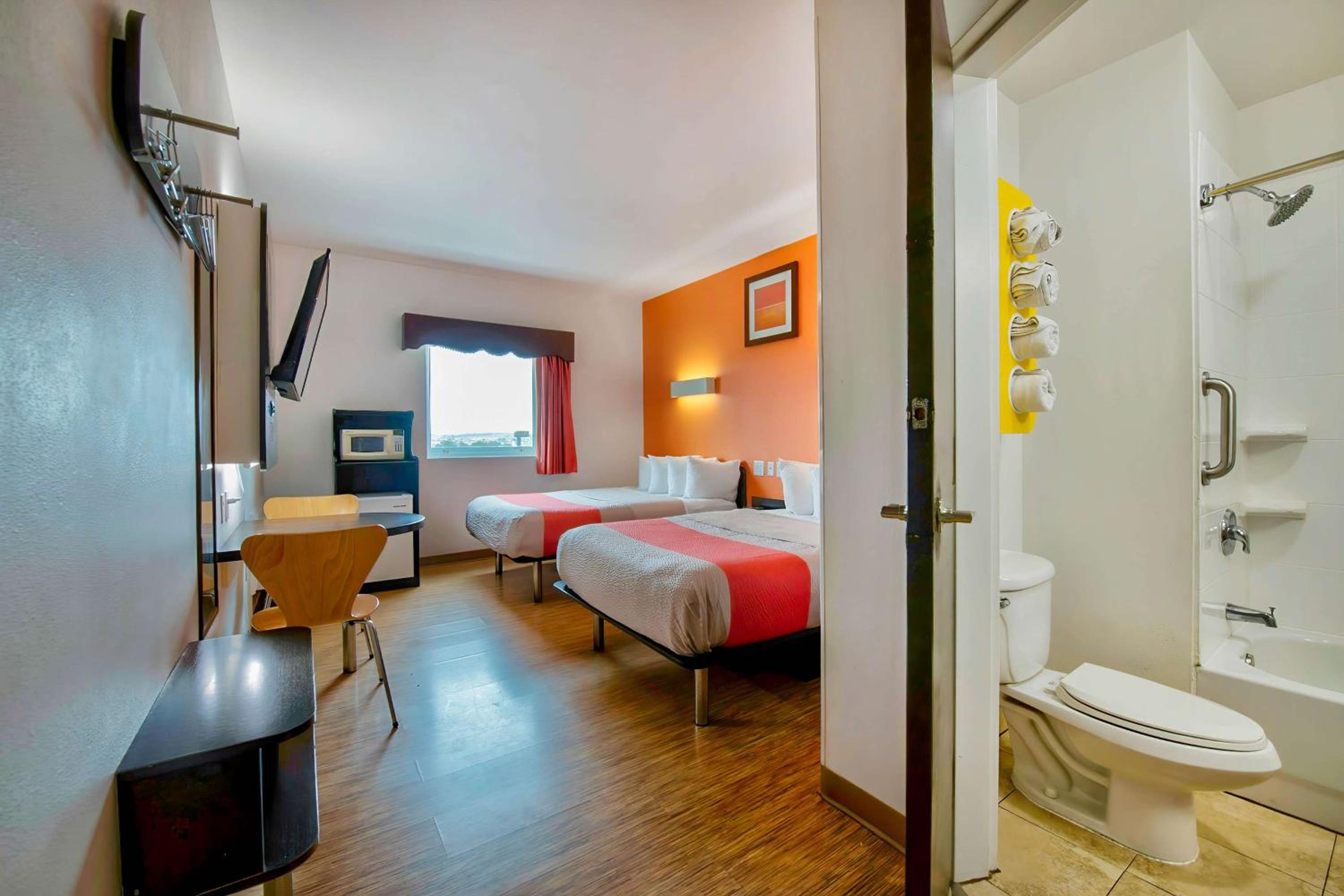 Quadruple Room - Non-Smoking photo 1
