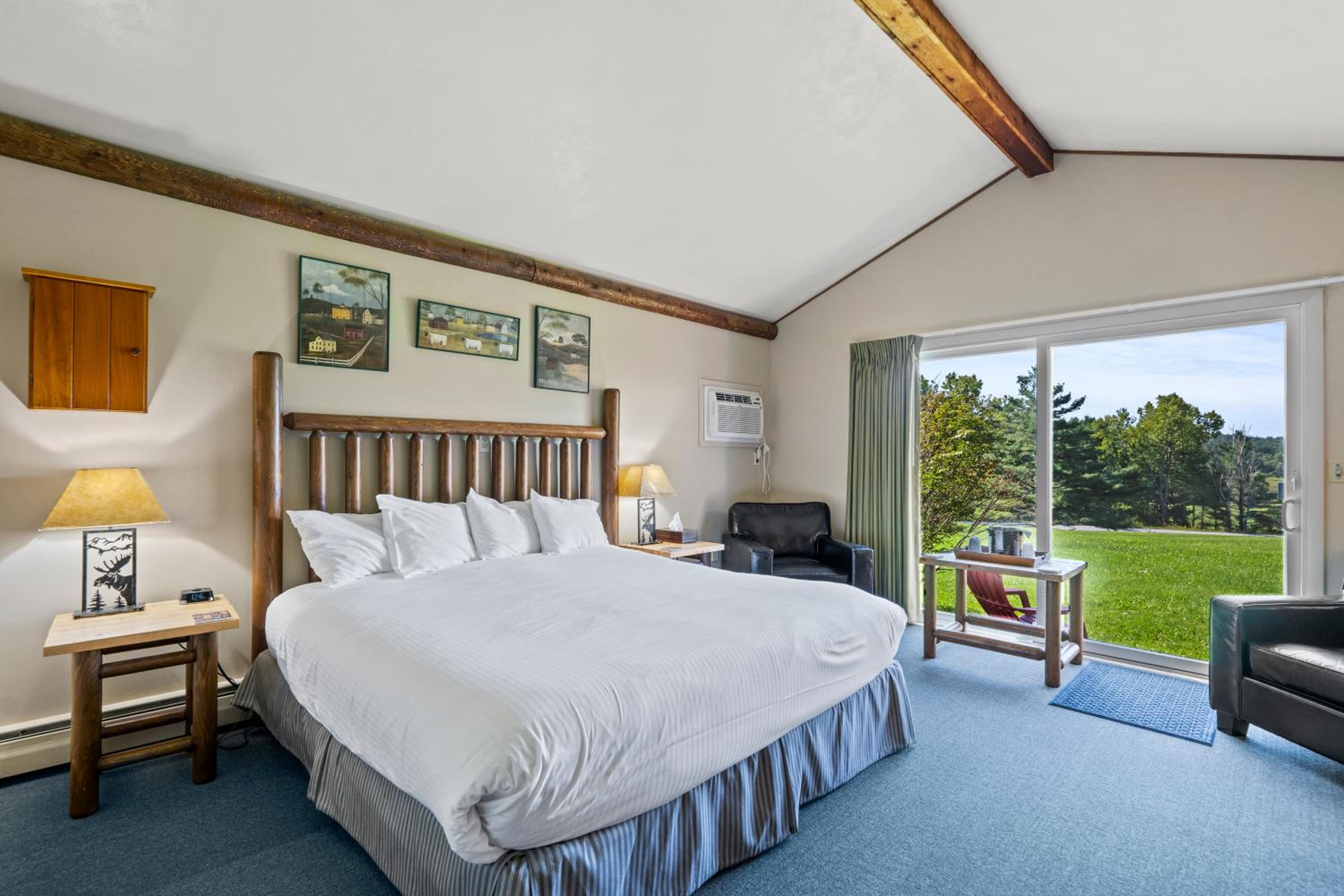 Deluxe King Room photo 3
