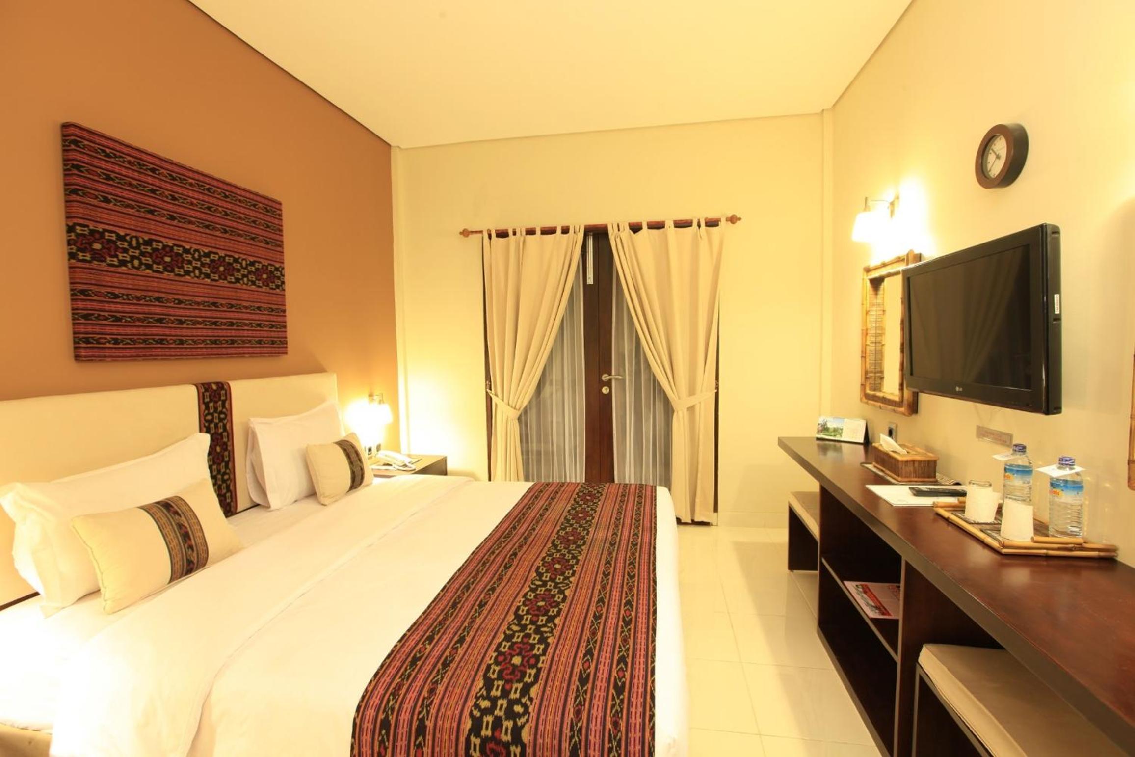 Standard Double or Twin Room - Photo 8
