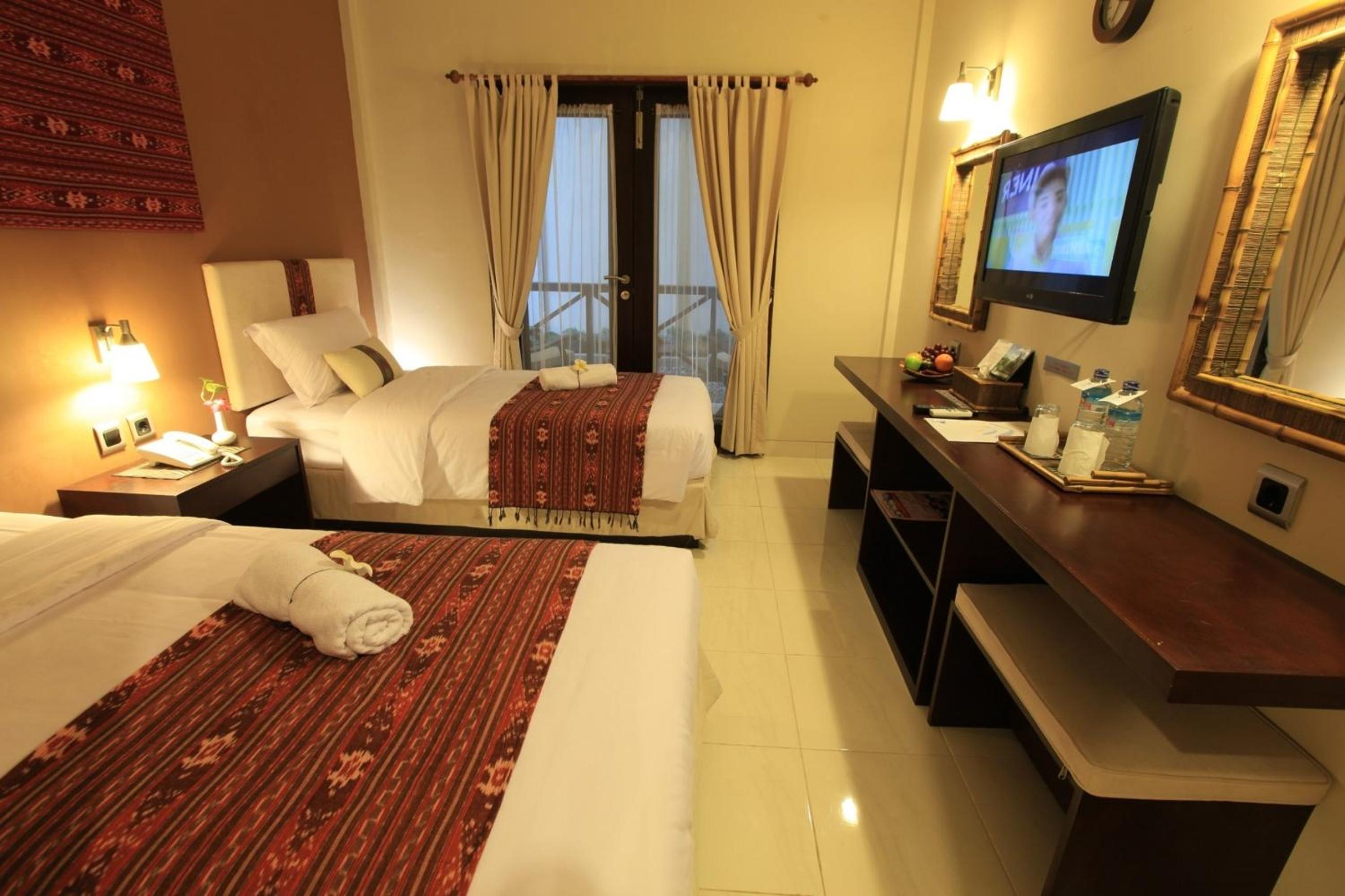 Standard Double or Twin Room - Photo 9