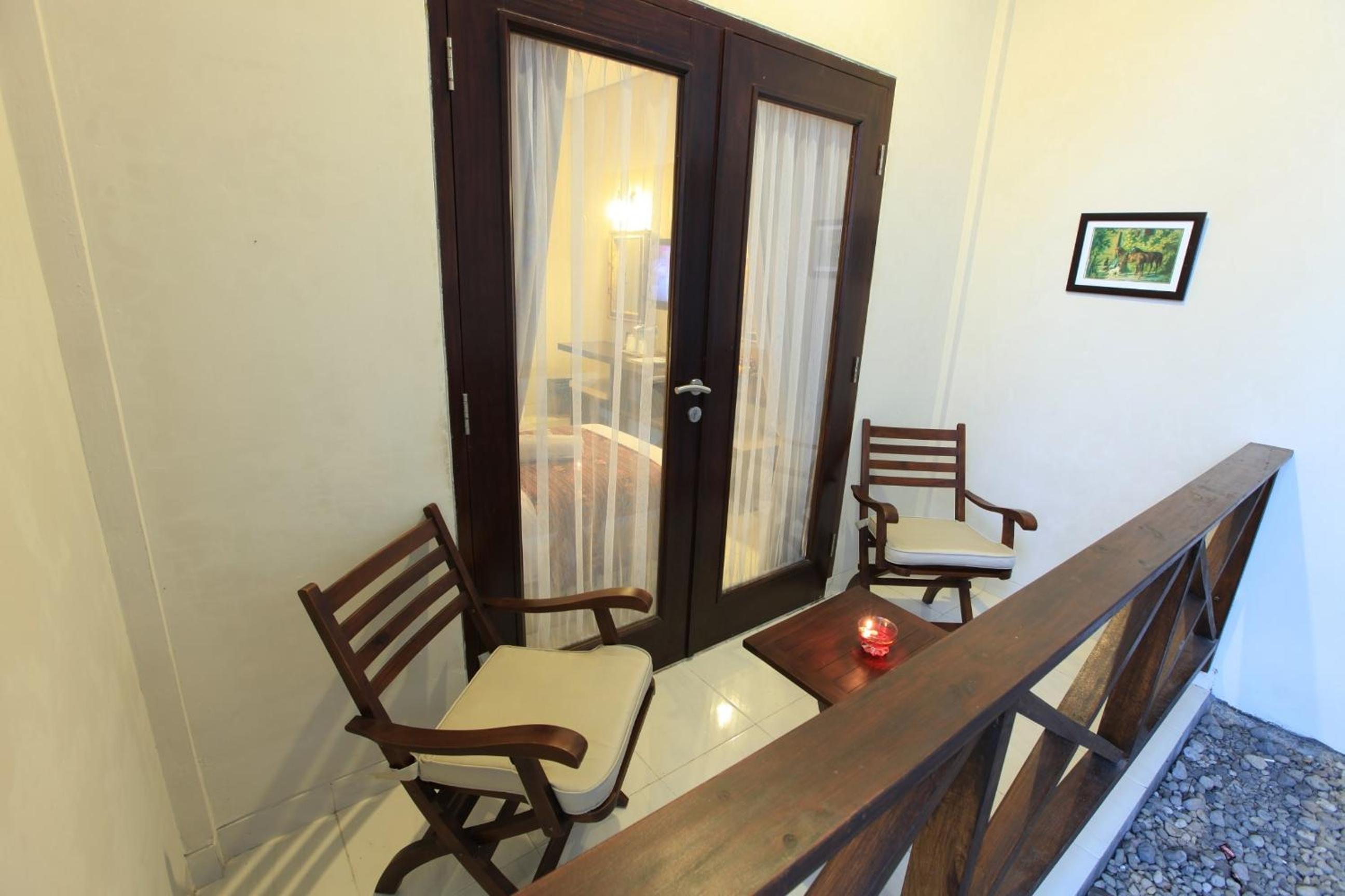 Standard Double or Twin Room - Photo 11