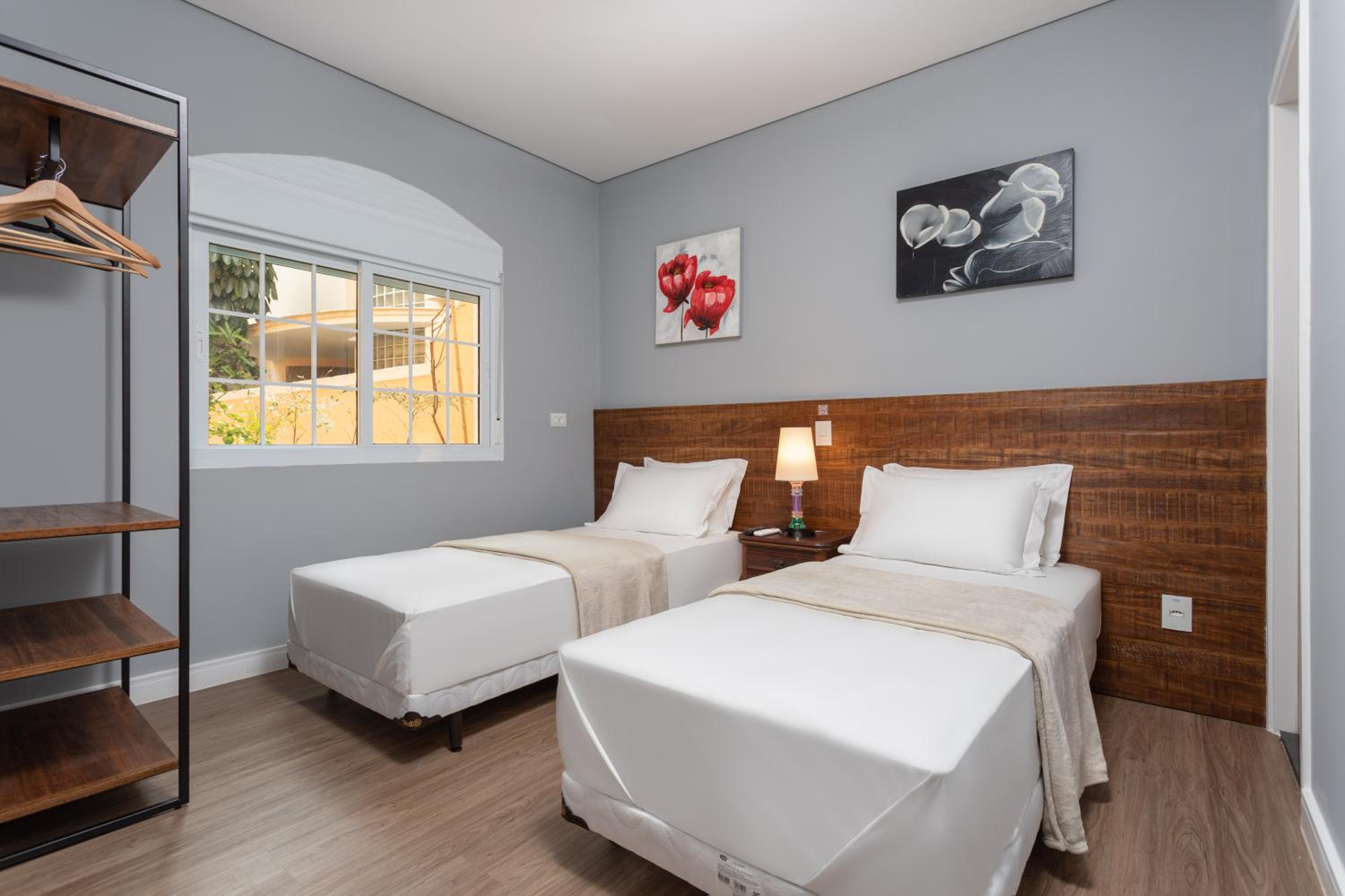 Twin Room with Private Bathroom